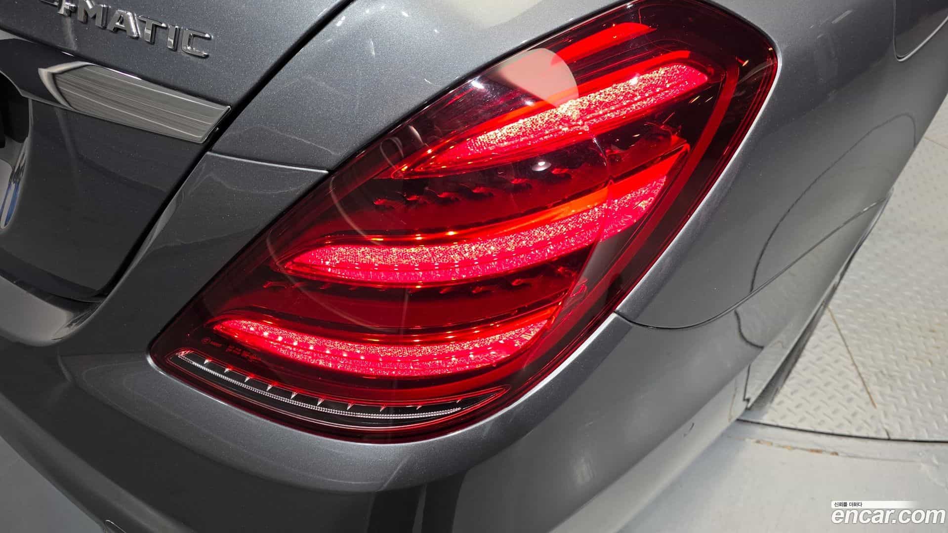 S-Class Mercedes-Benz 2018.1-OUTER-033