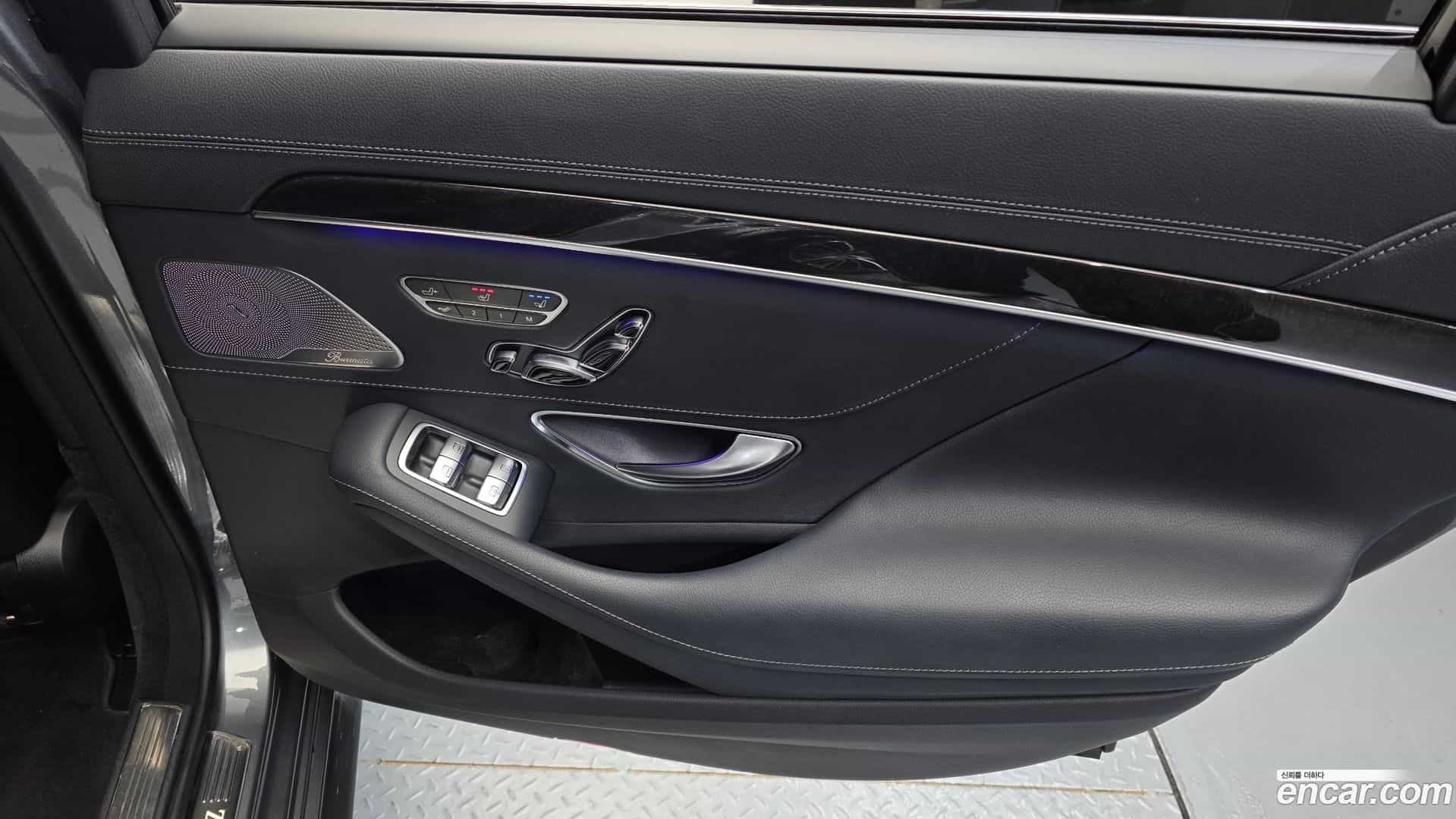 S-Class Mercedes-Benz 2018.1-INNER-035