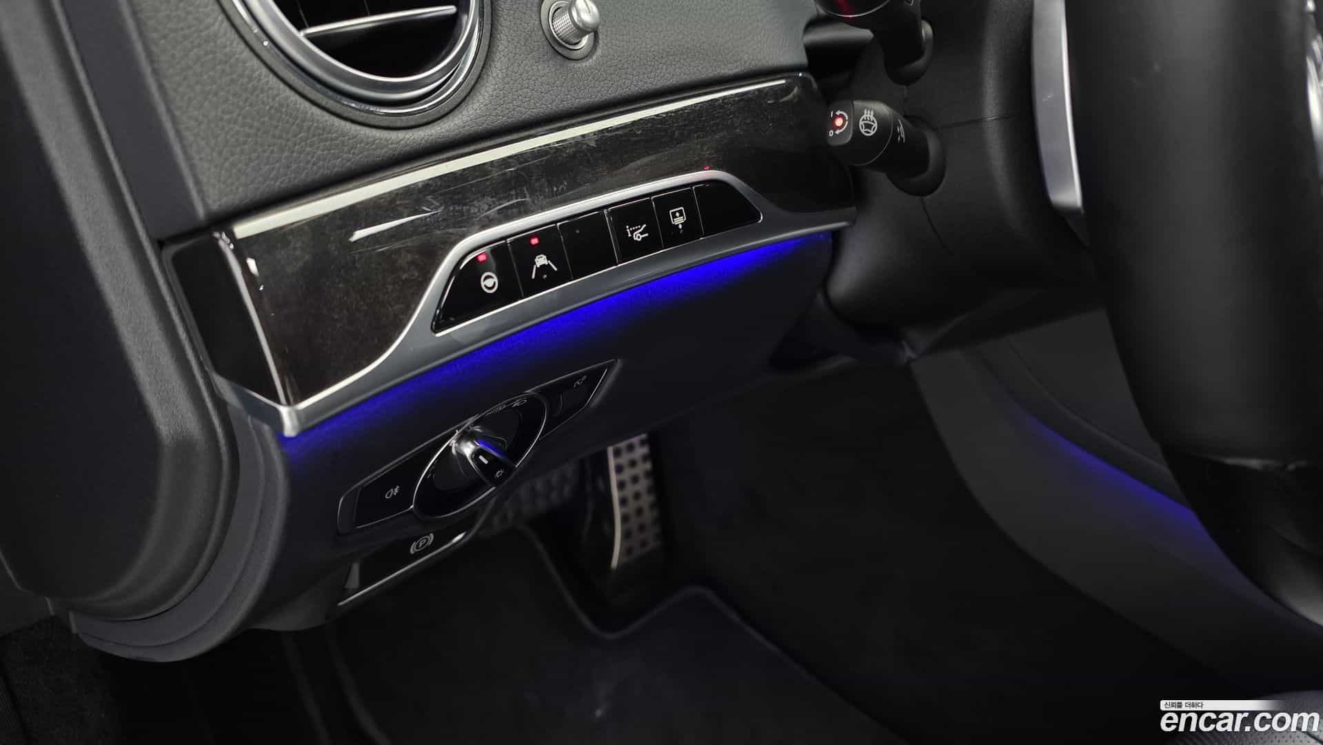 S-Class Mercedes-Benz 2018.1-OPTION-041