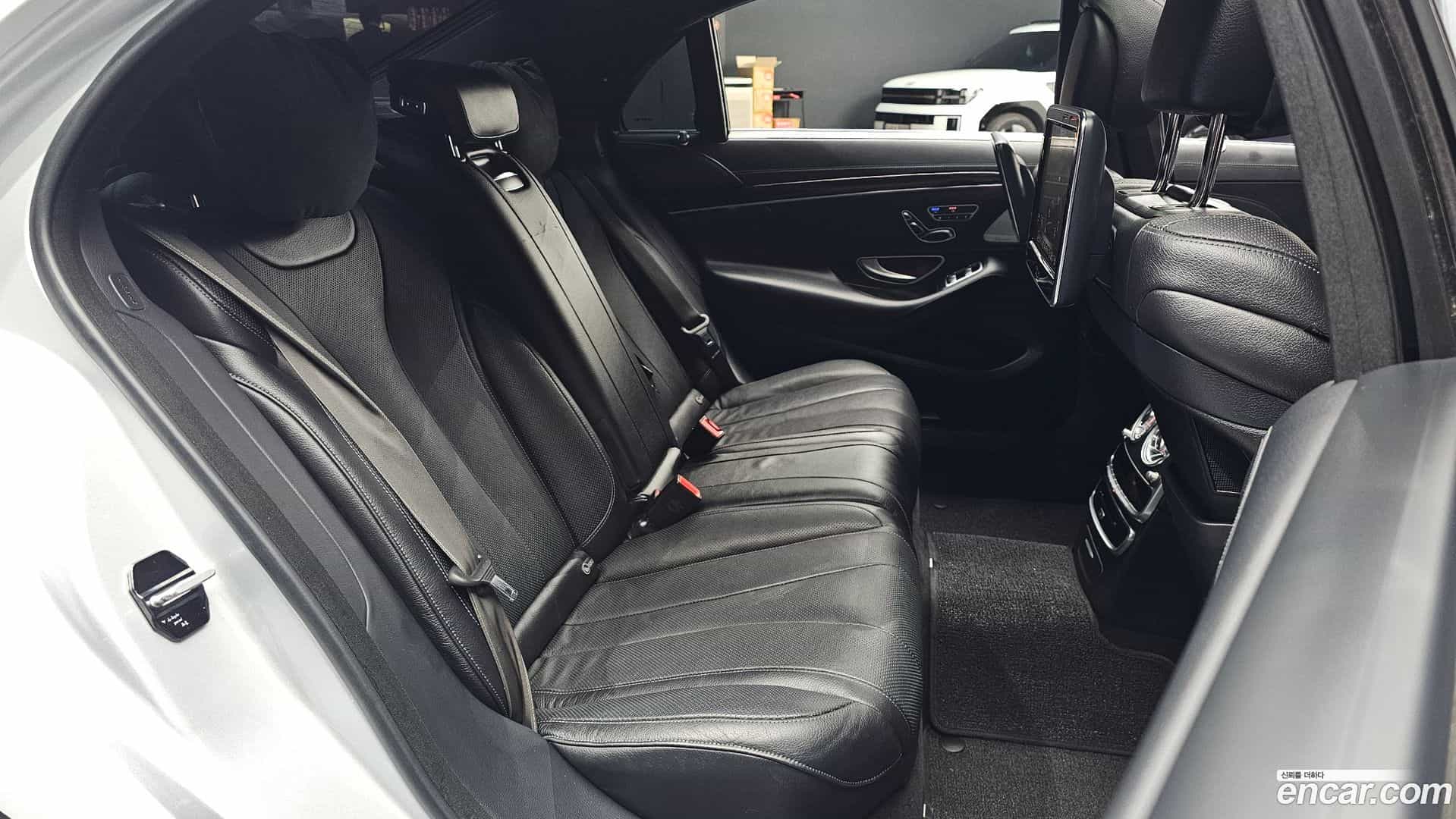 S-Class Mercedes-Benz 2016.5-OPTION-015