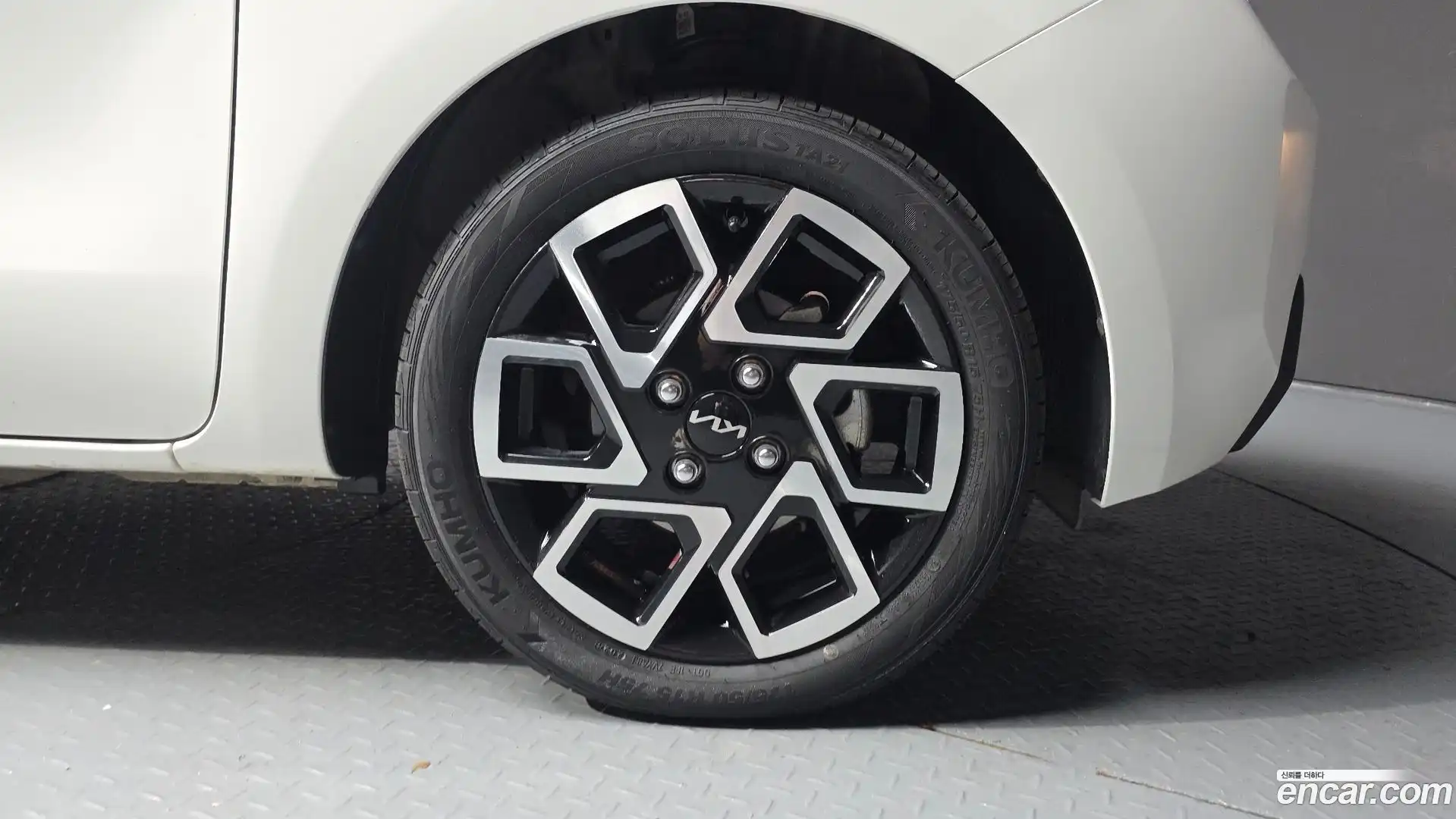 RAY Kia 2024.4-OUTER-031