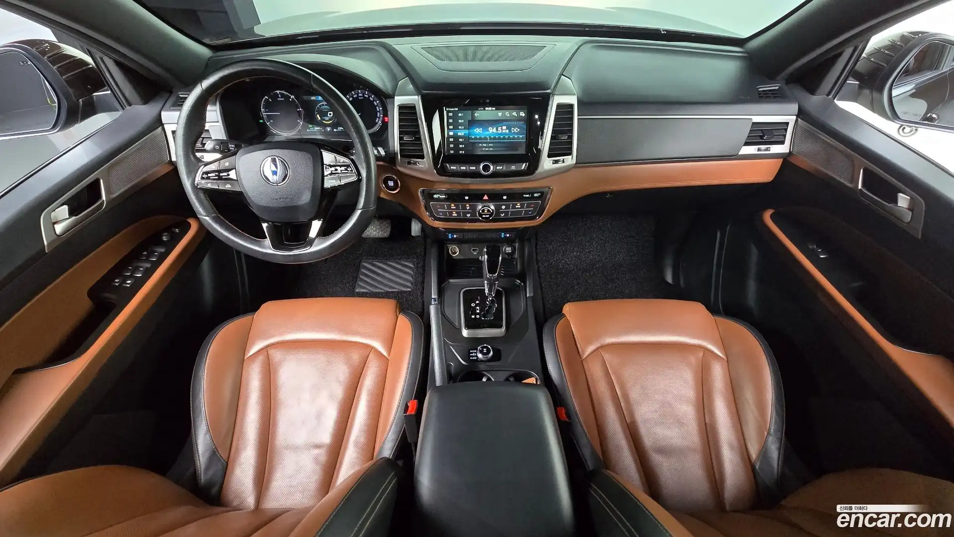 Rexton KG Mobility 2018.6-INNER-007