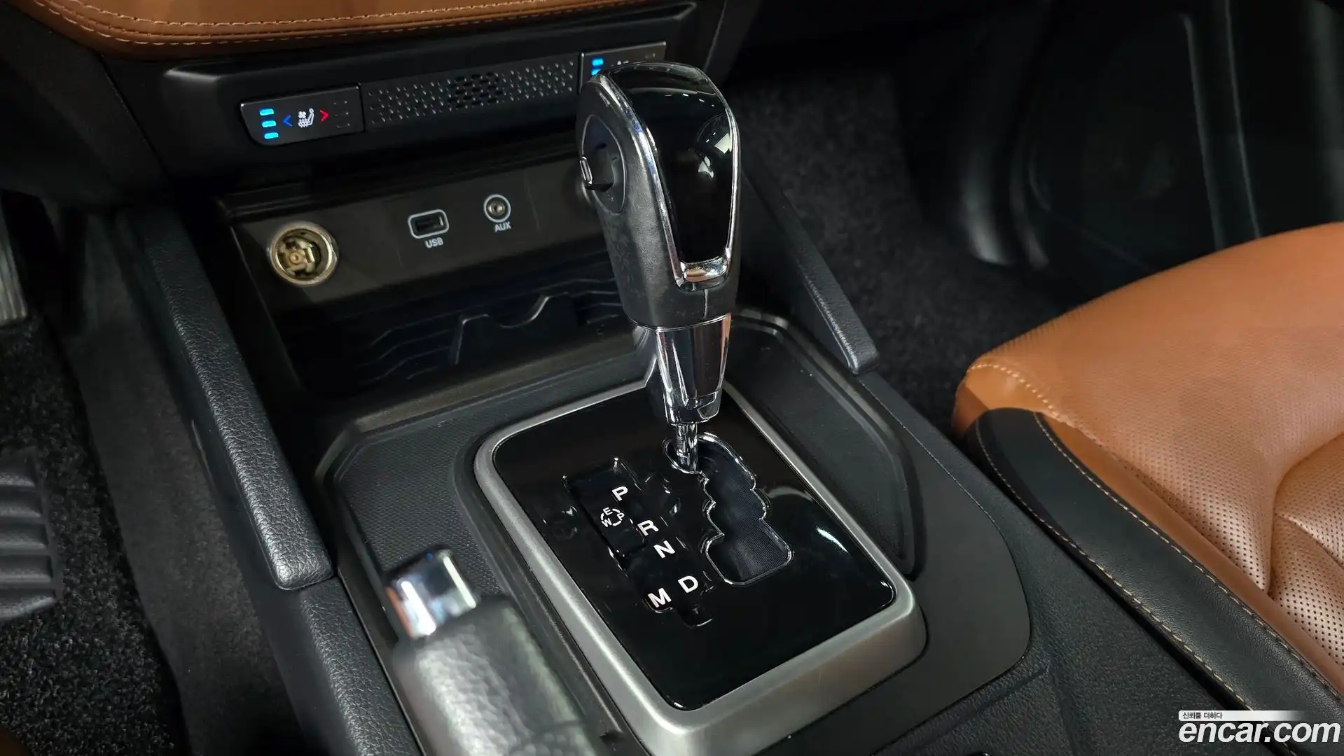 Rexton KG Mobility 2018.6-INNER-009