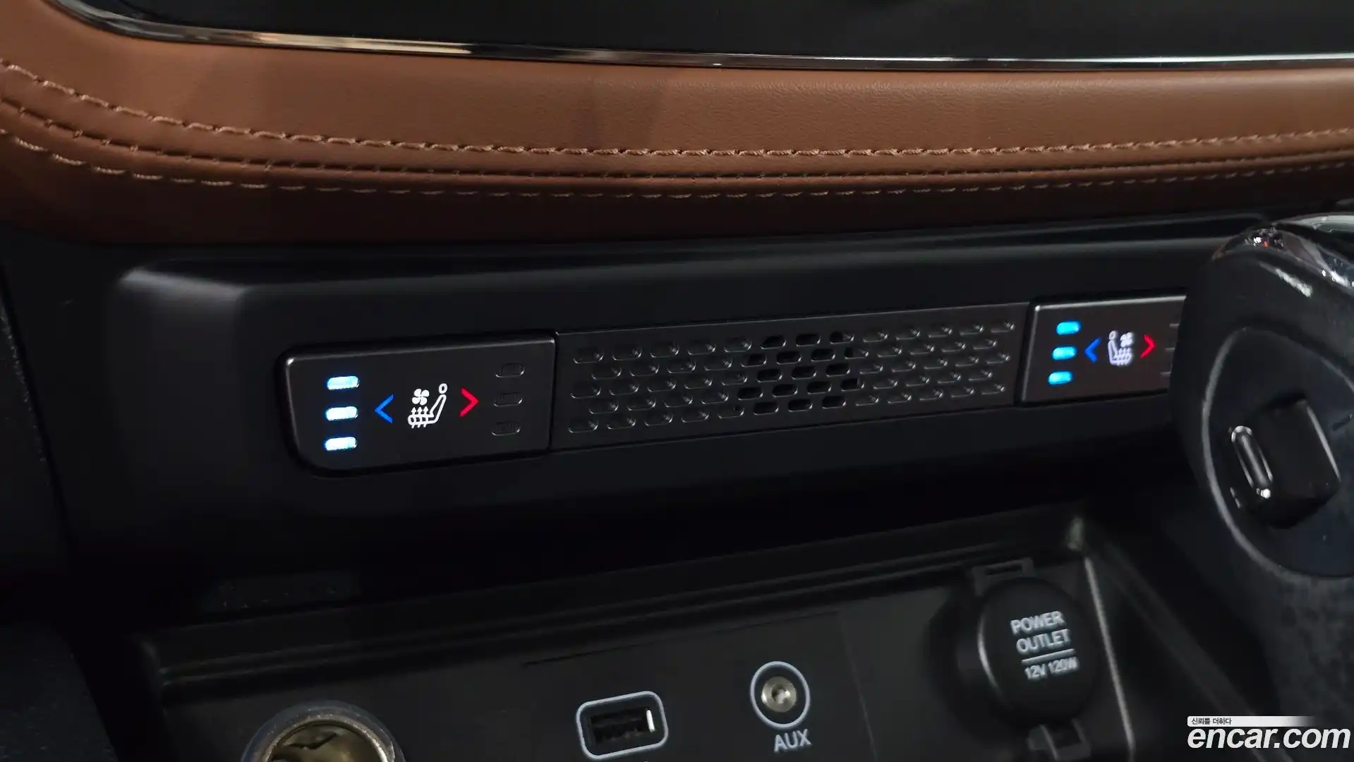 Rexton KG Mobility 2018.6-OPTION-021
