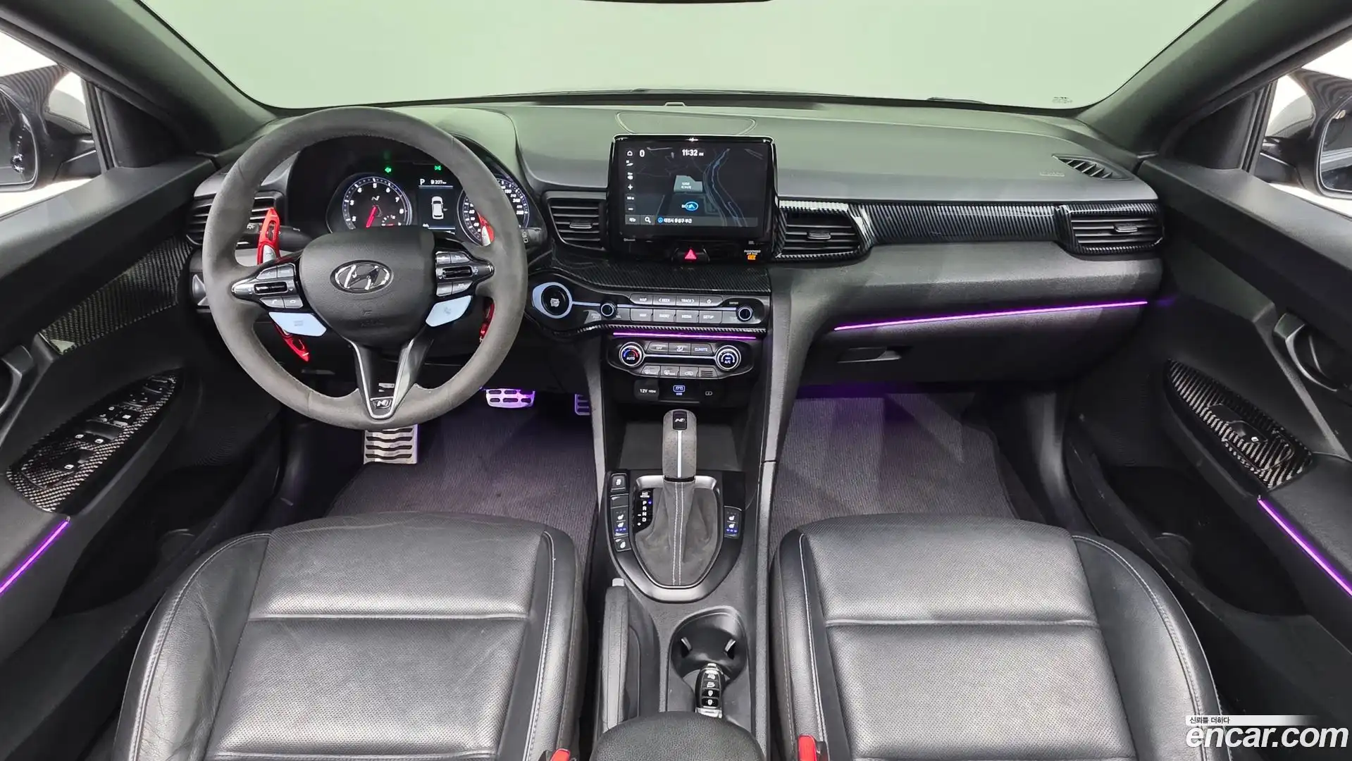 Veloster Hyundai 2021.2-INNER-007