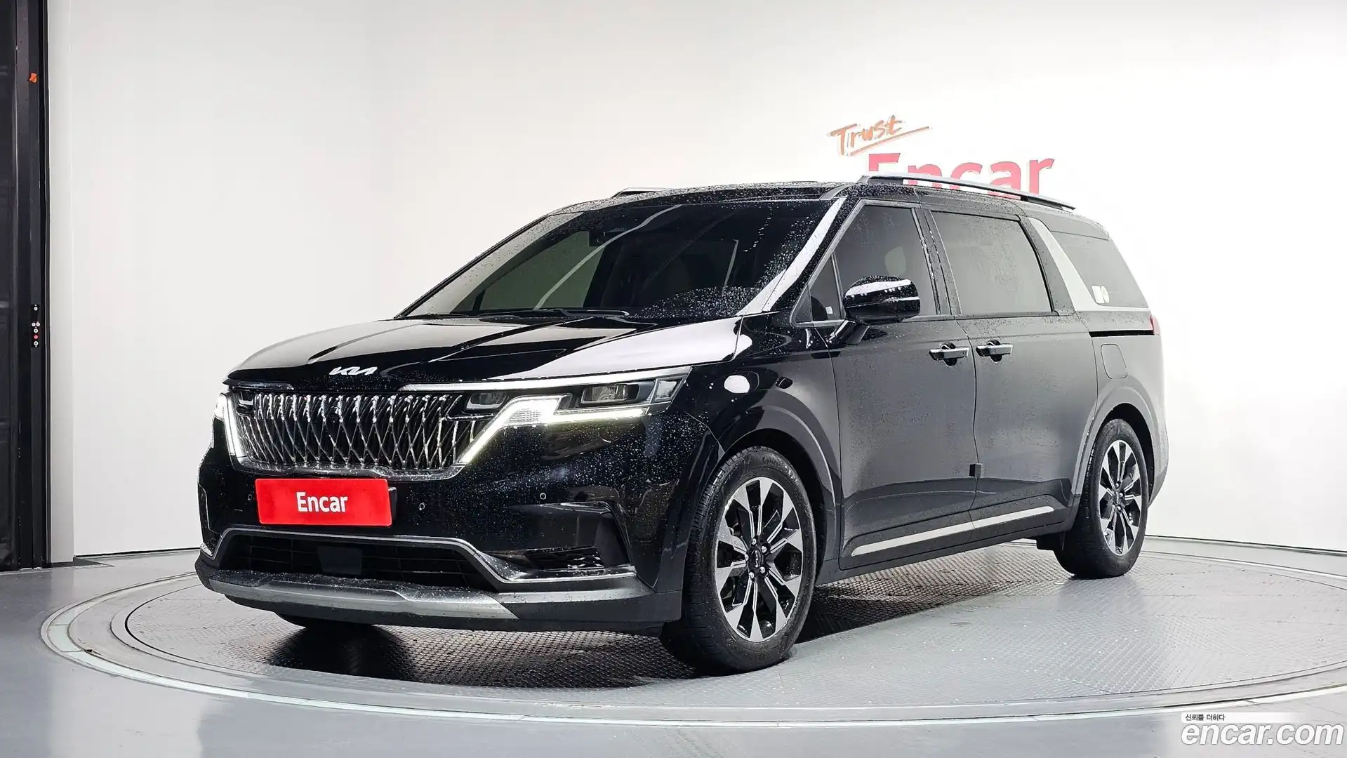Canival Kia 2023.3-OUTER-001