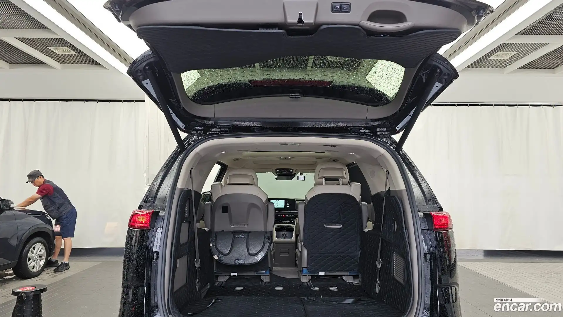 Canival Kia 2023.3-OPTION-024