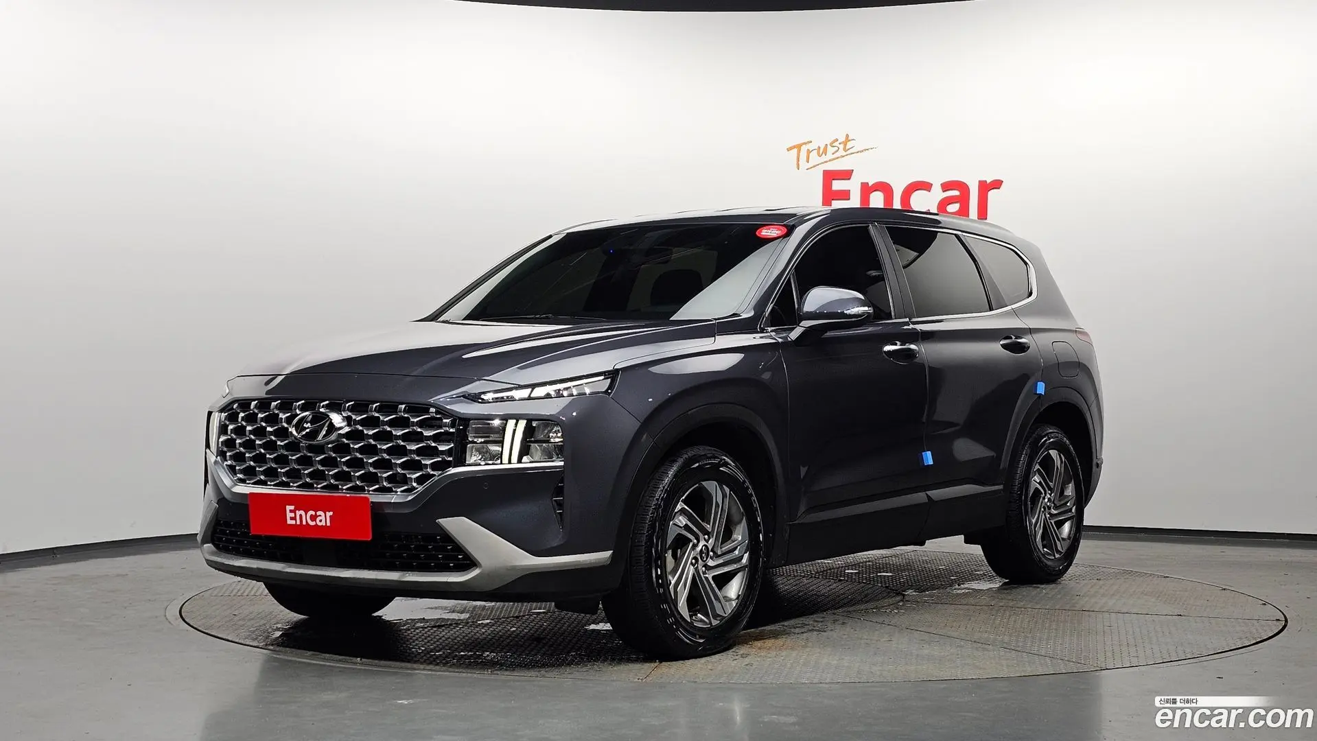 Main__Slider__Photo:Santafe Hyundai 2020.6-0