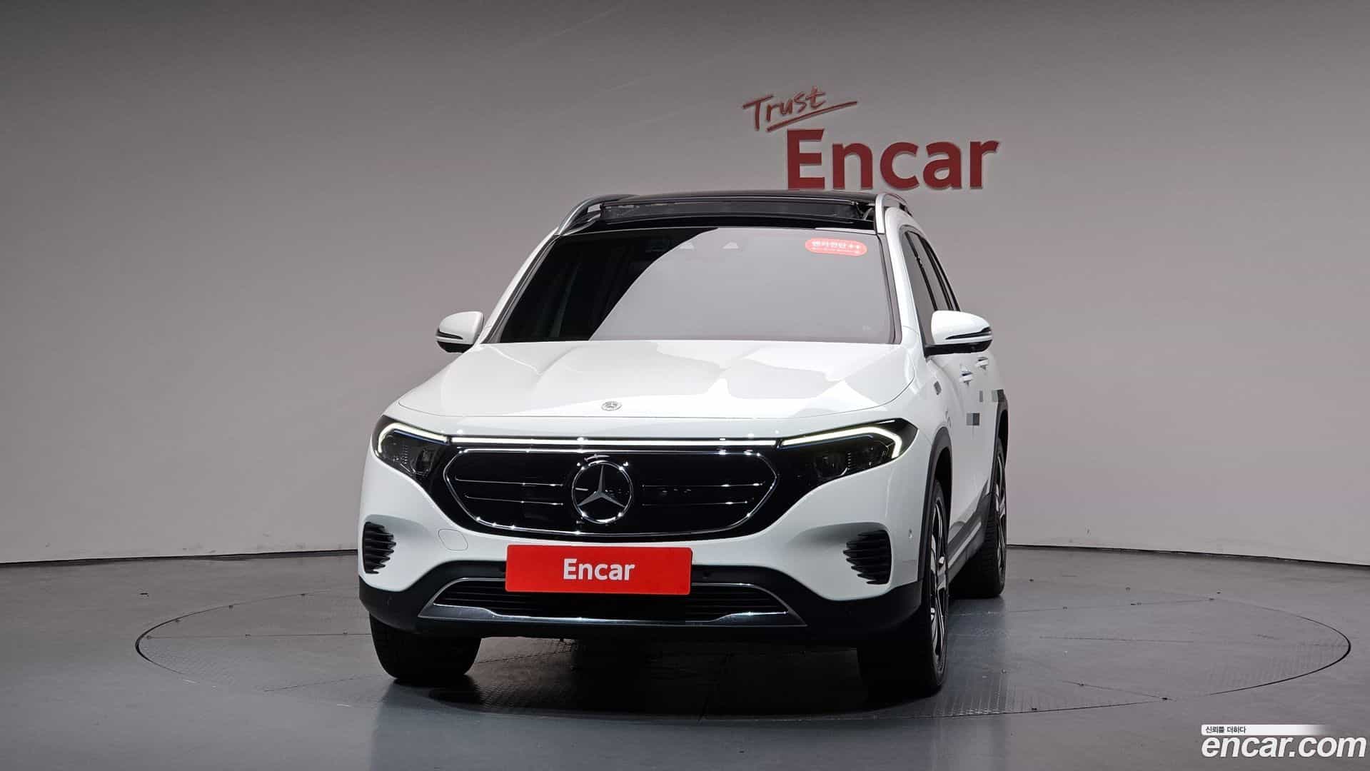 EQB Mercedes-Benz 2022.8-OUTER-003