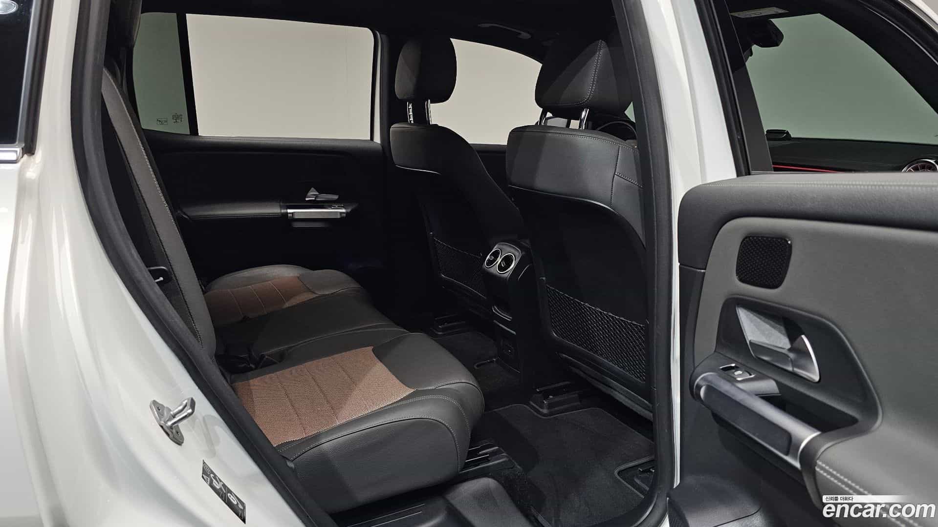 EQB Mercedes-Benz 2022.8-OPTION-015