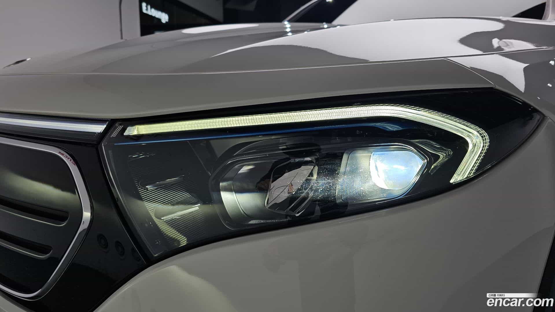 EQB Mercedes-Benz 2022.8-OUTER-032