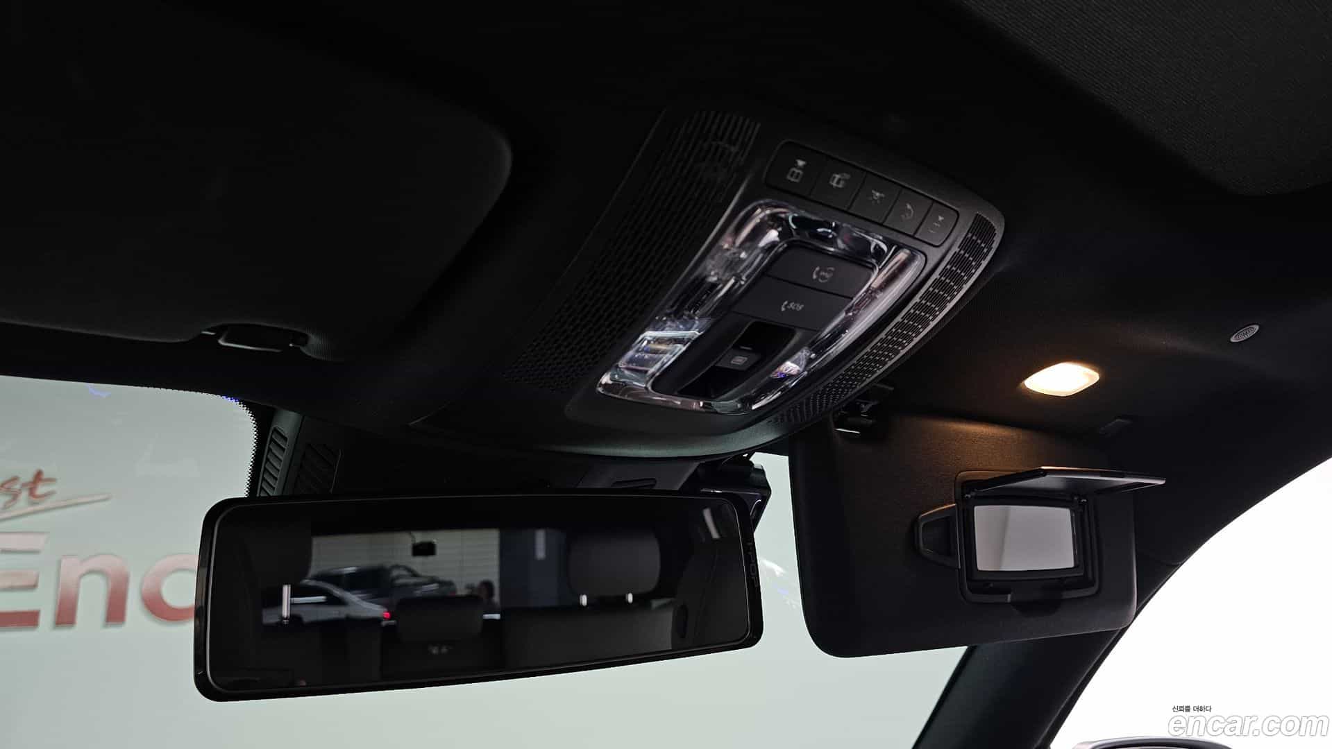 EQB Mercedes-Benz 2022.8-OPTION-043