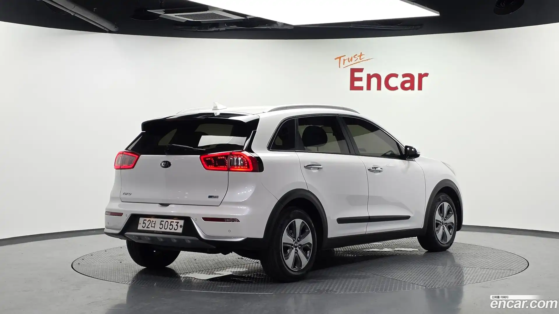 Niro Kia 2017.6-OUTER-002