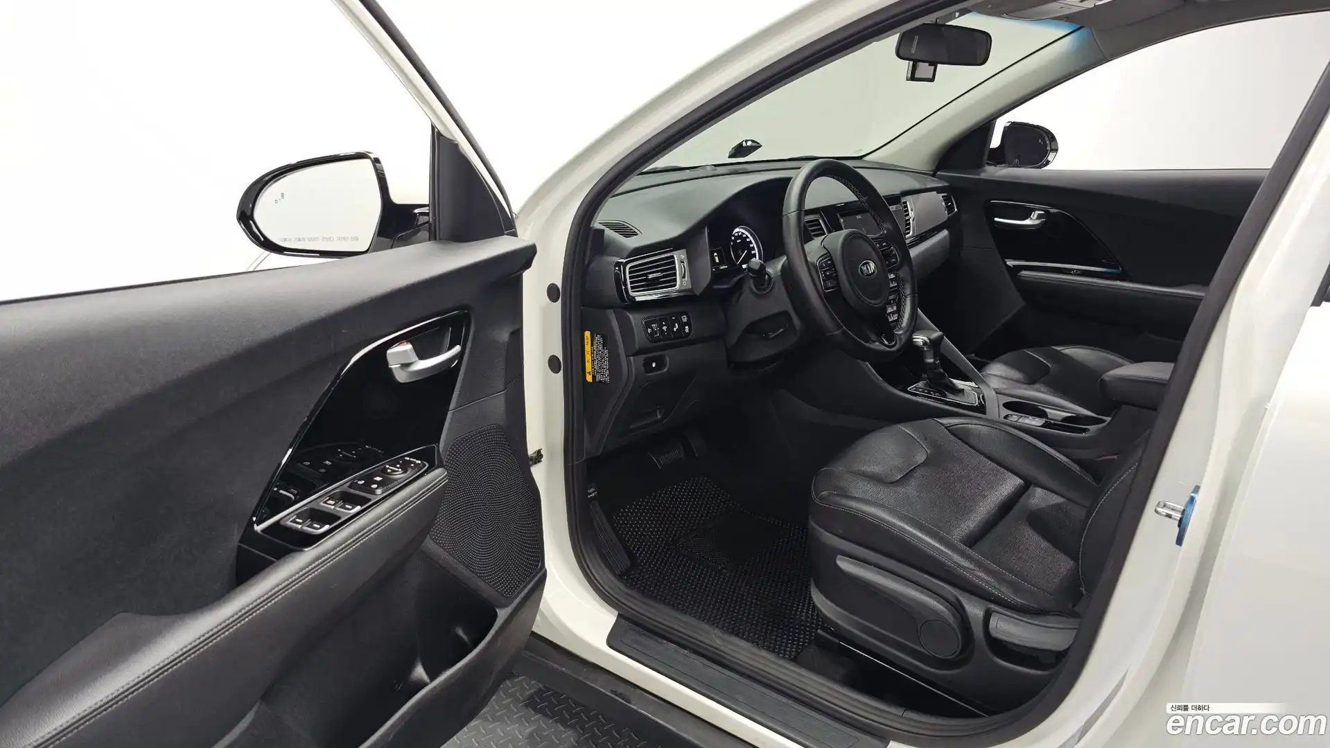 Niro Kia 2017.6-INNER-010