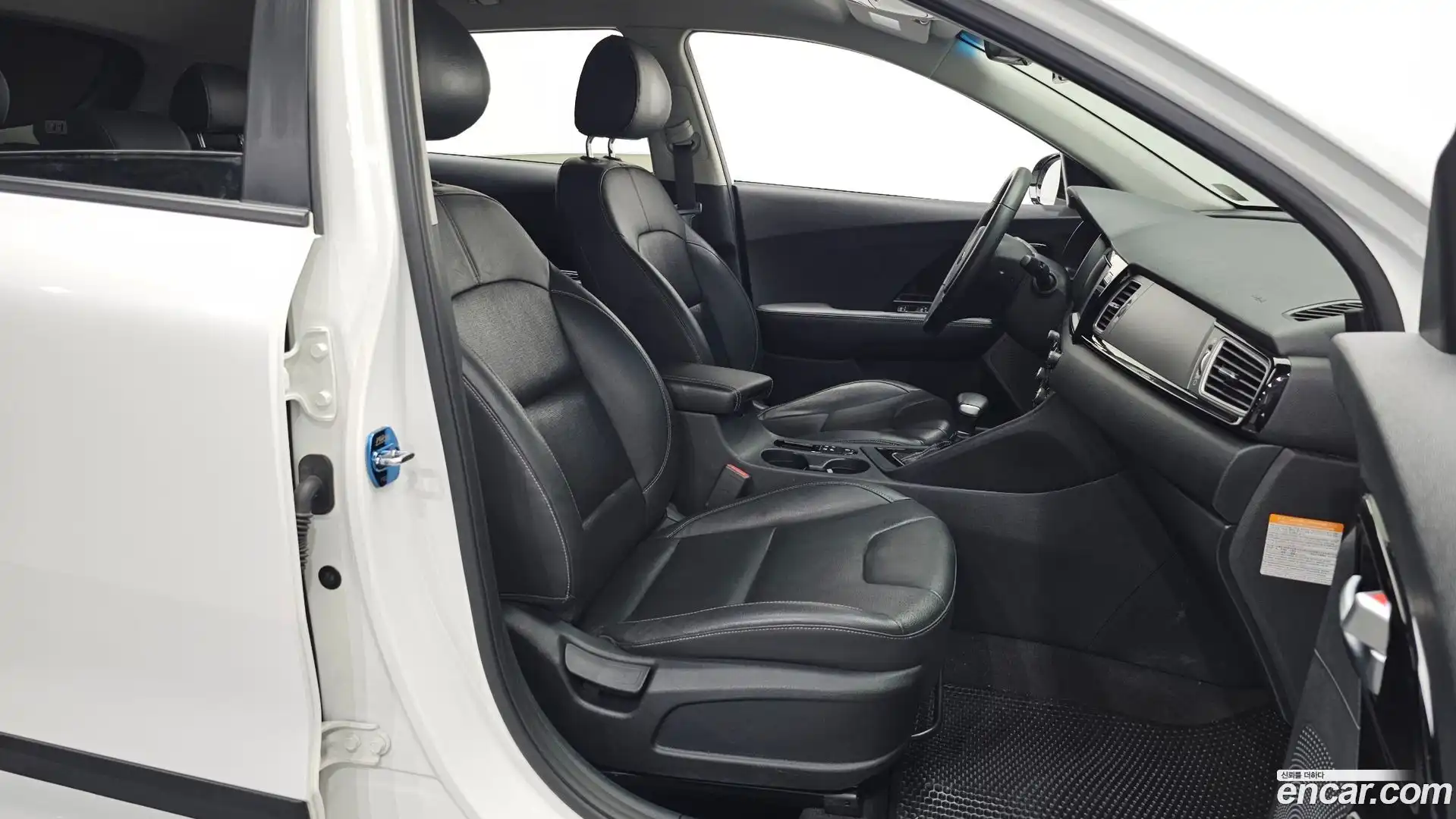 Niro Kia 2017.6-OPTION-015