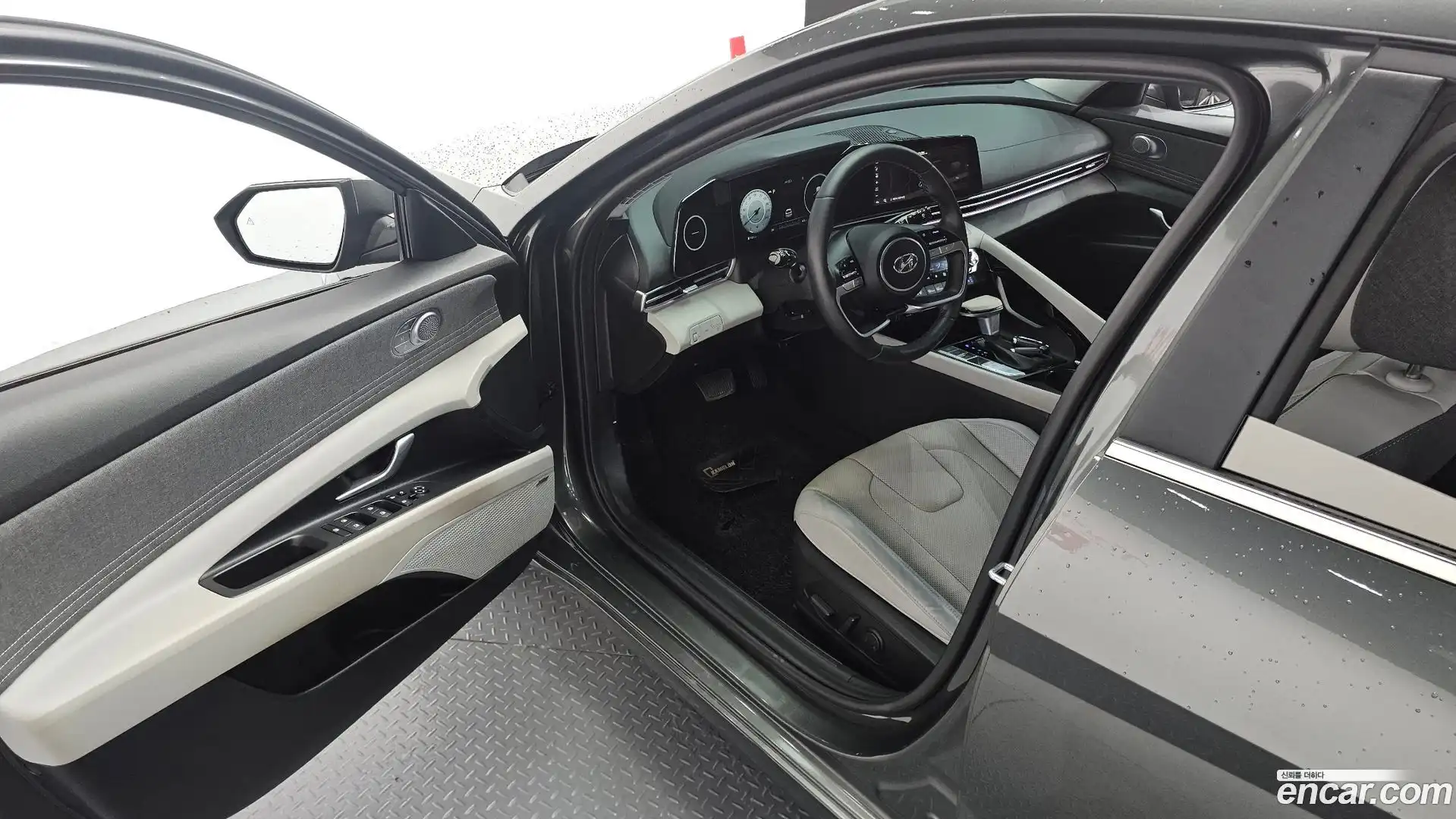AVANTE Hyundai 2022.7-OPTION-015