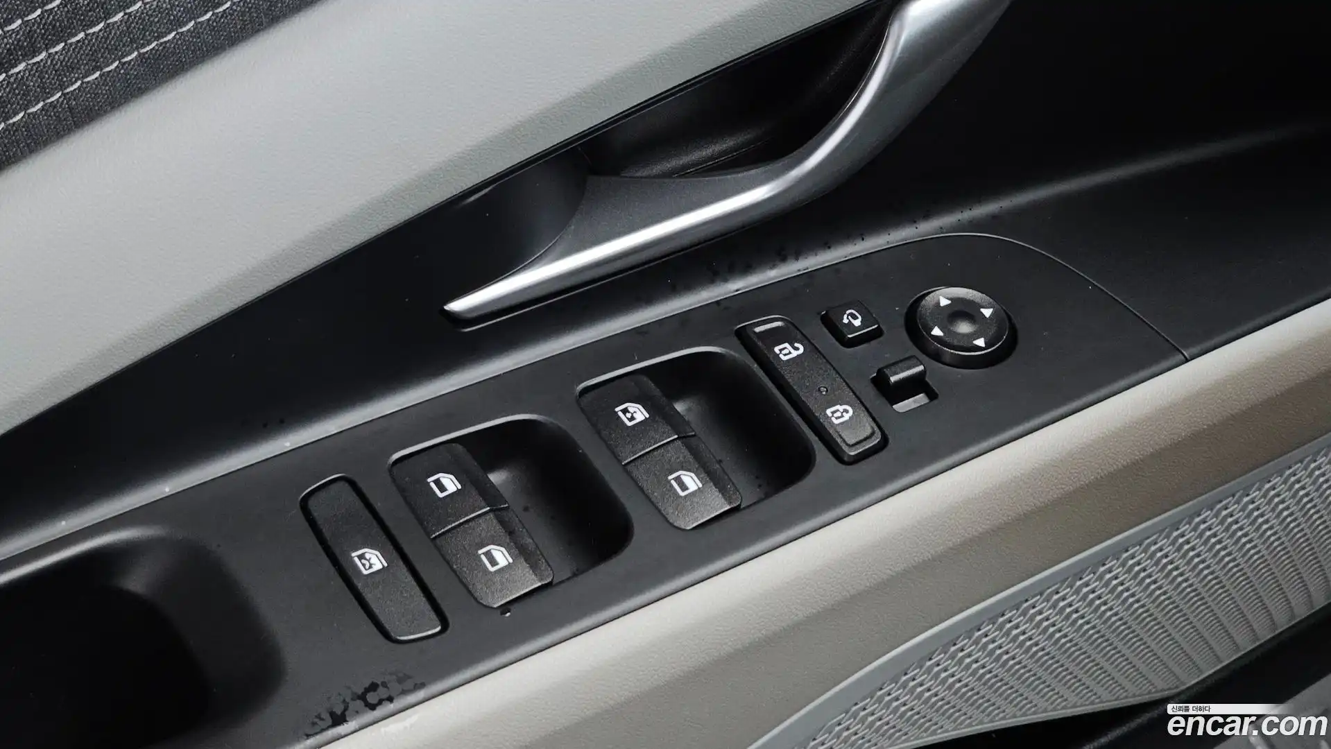 AVANTE Hyundai 2022.7-OPTION-023