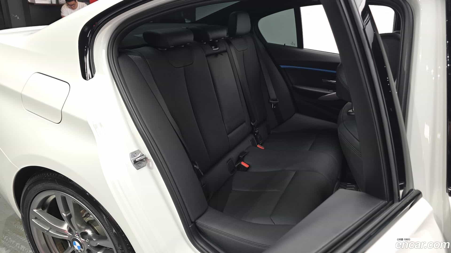 3-Series BMW 2017.4-OPTION-016