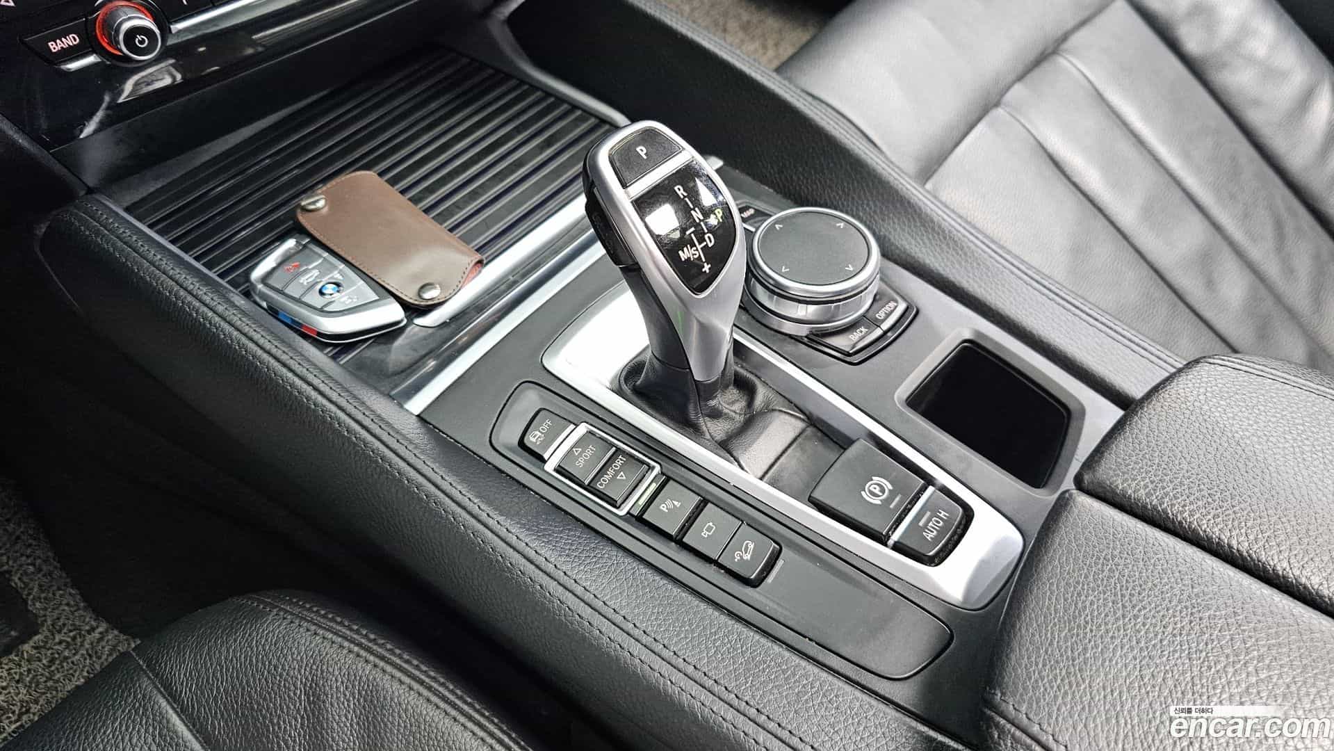 X6 BMW 2017.6-INNER-009