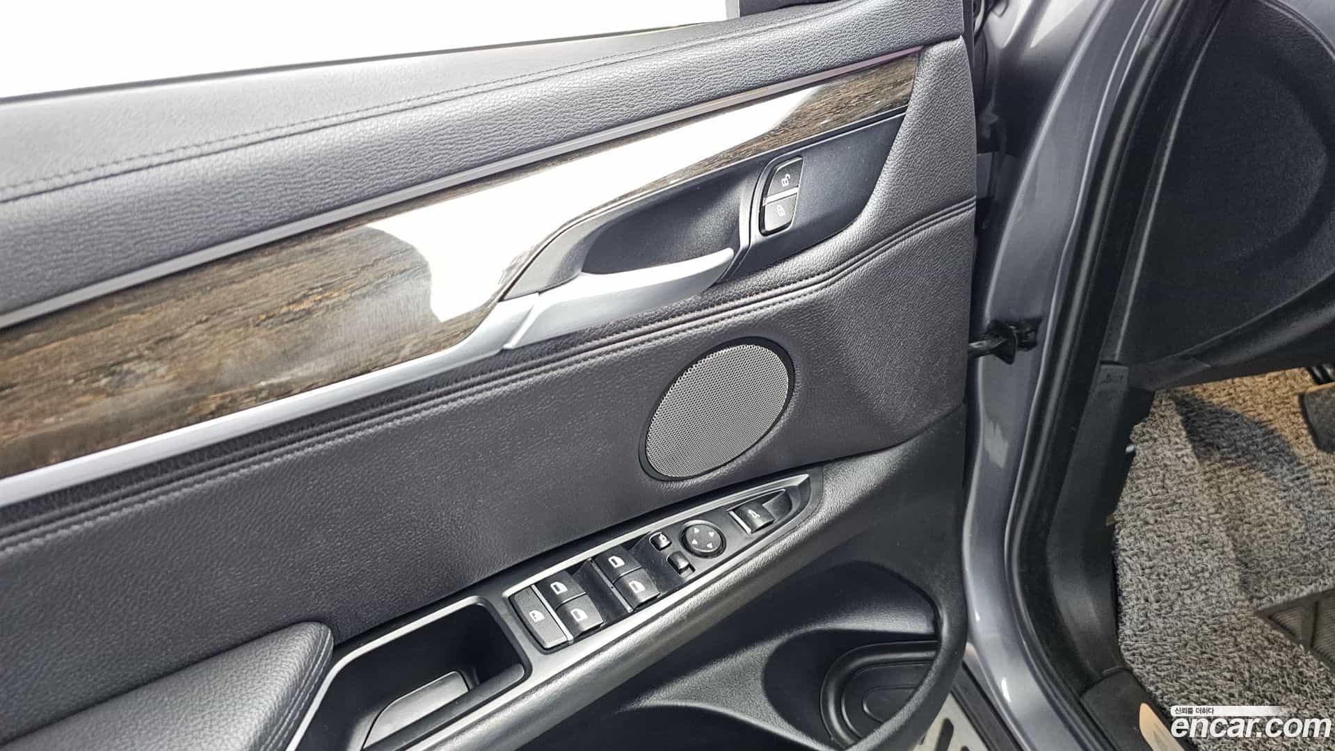 X6 BMW 2017.6-OPTION-022