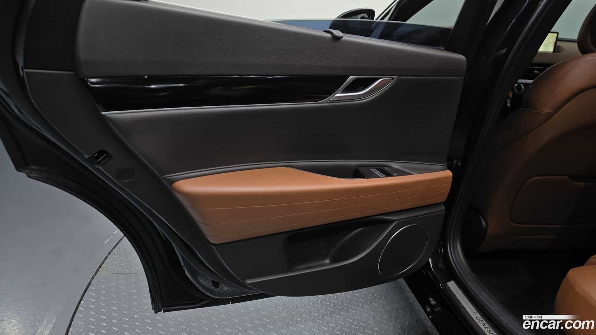 G80 Genesis 2020.6-INNER-035