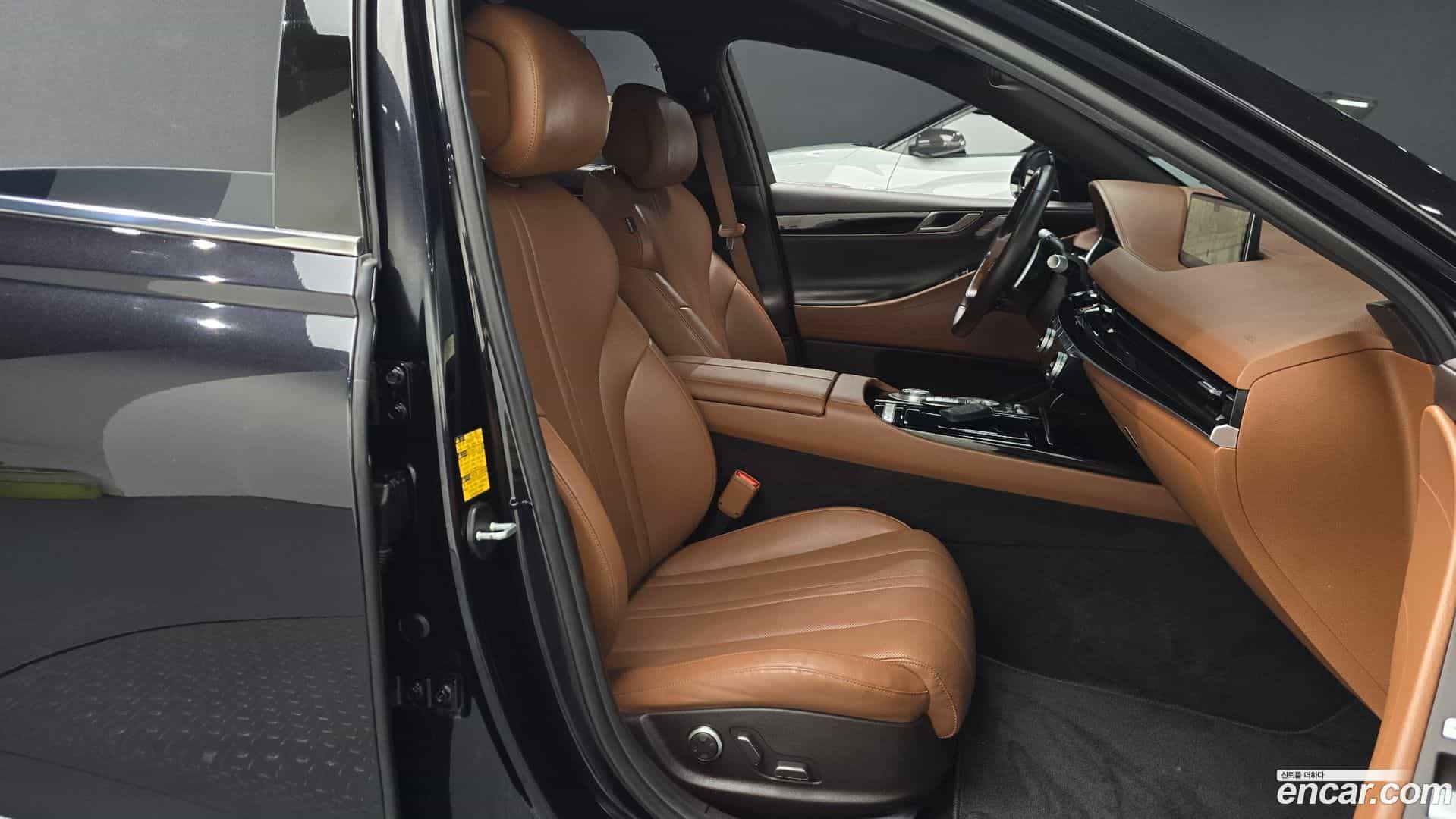 G80 Genesis 2020.6-INNER-036