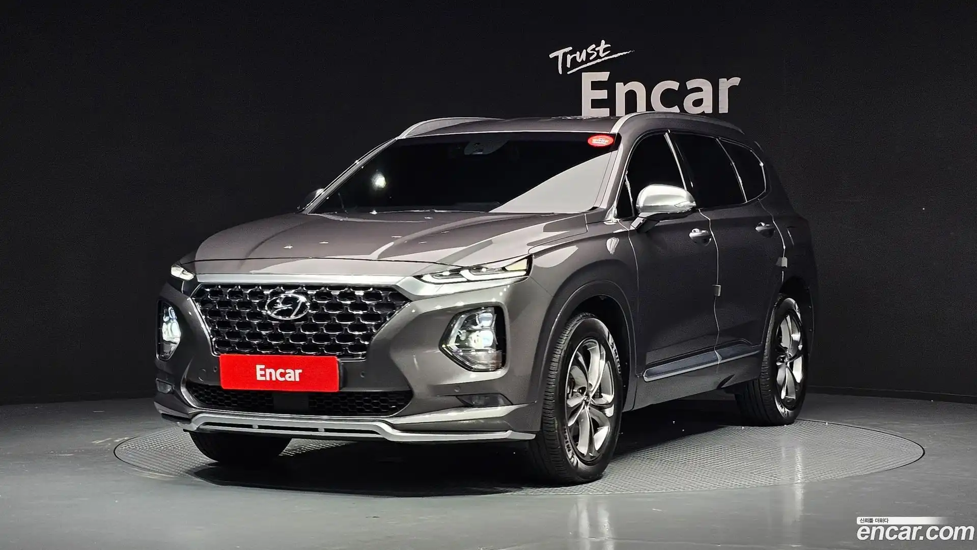 Santafe Hyundai 2019.10-OUTER-001