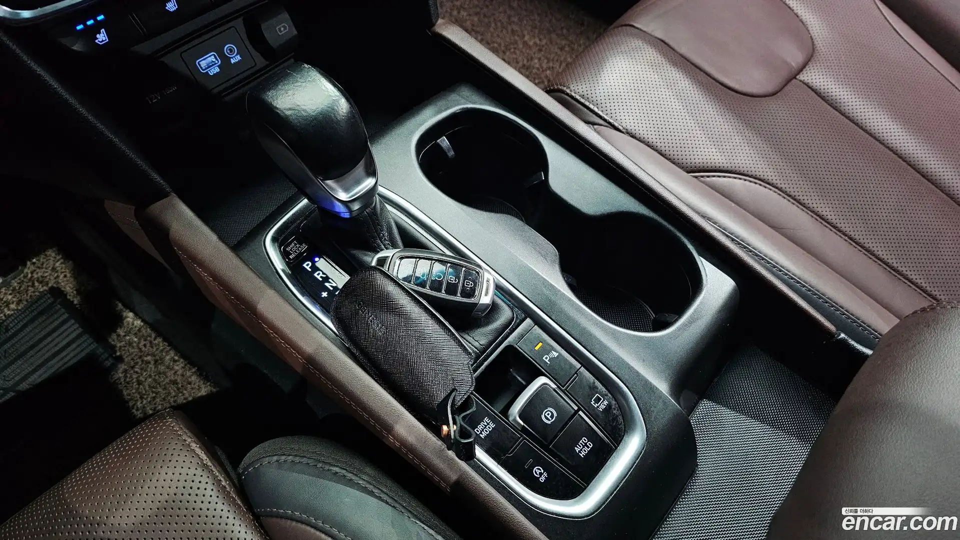 Santafe Hyundai 2019.10-INNER-009