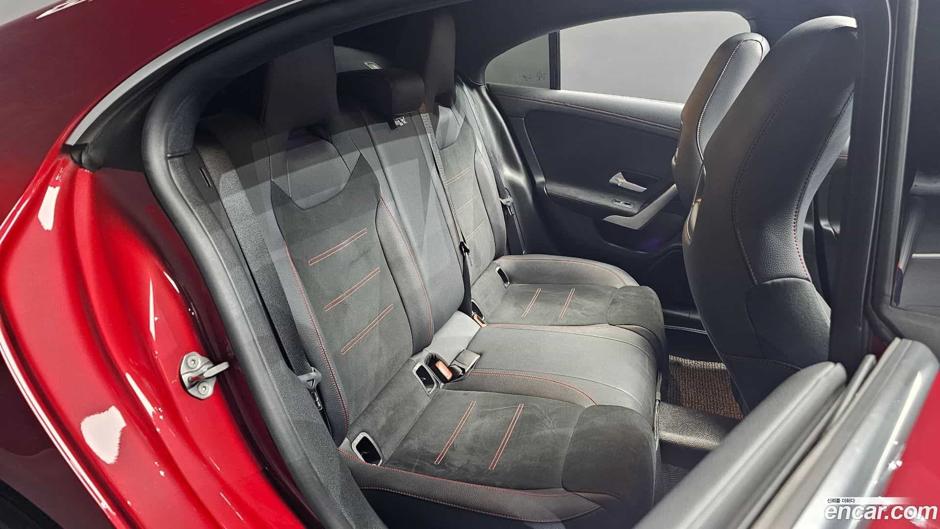 CLA-Class Mercedes-Benz 2021.0-OPTION-015