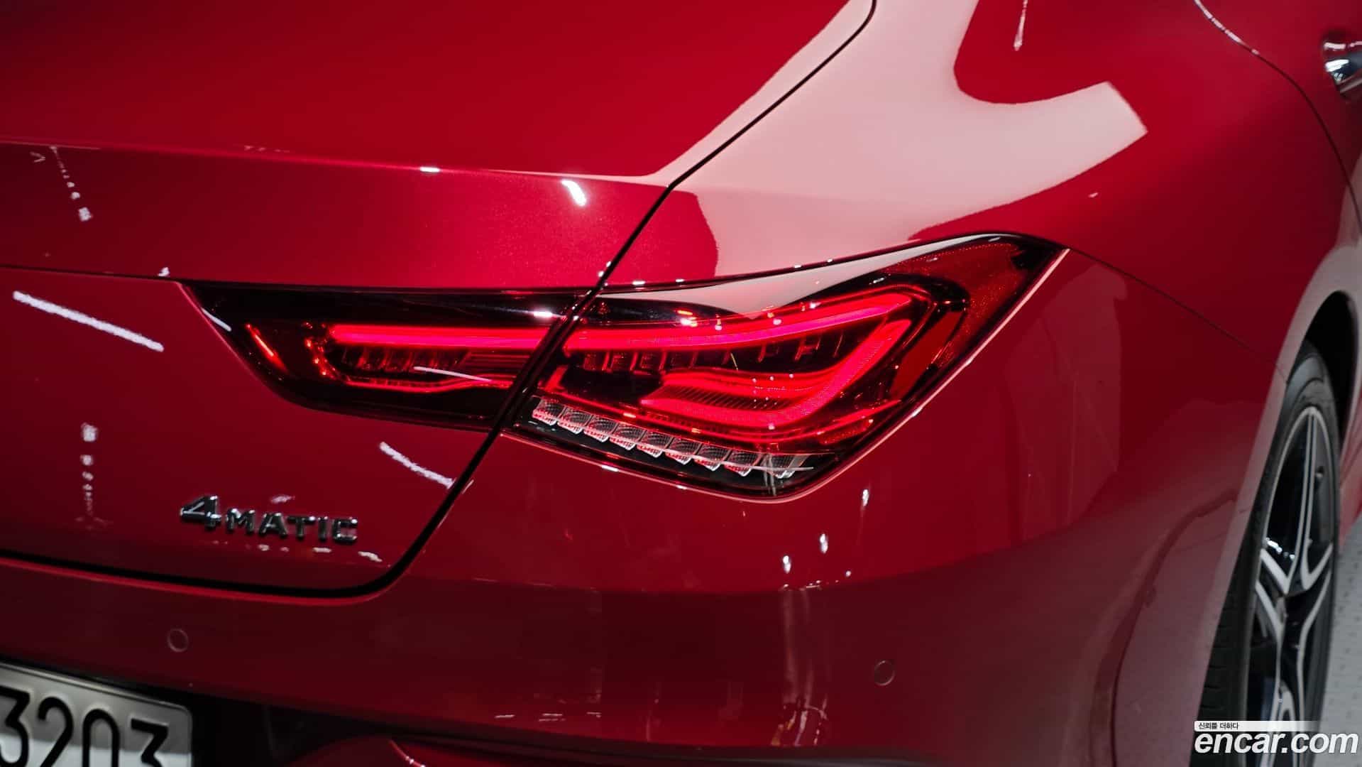 CLA-Class Mercedes-Benz 2021.0-OUTER-033
