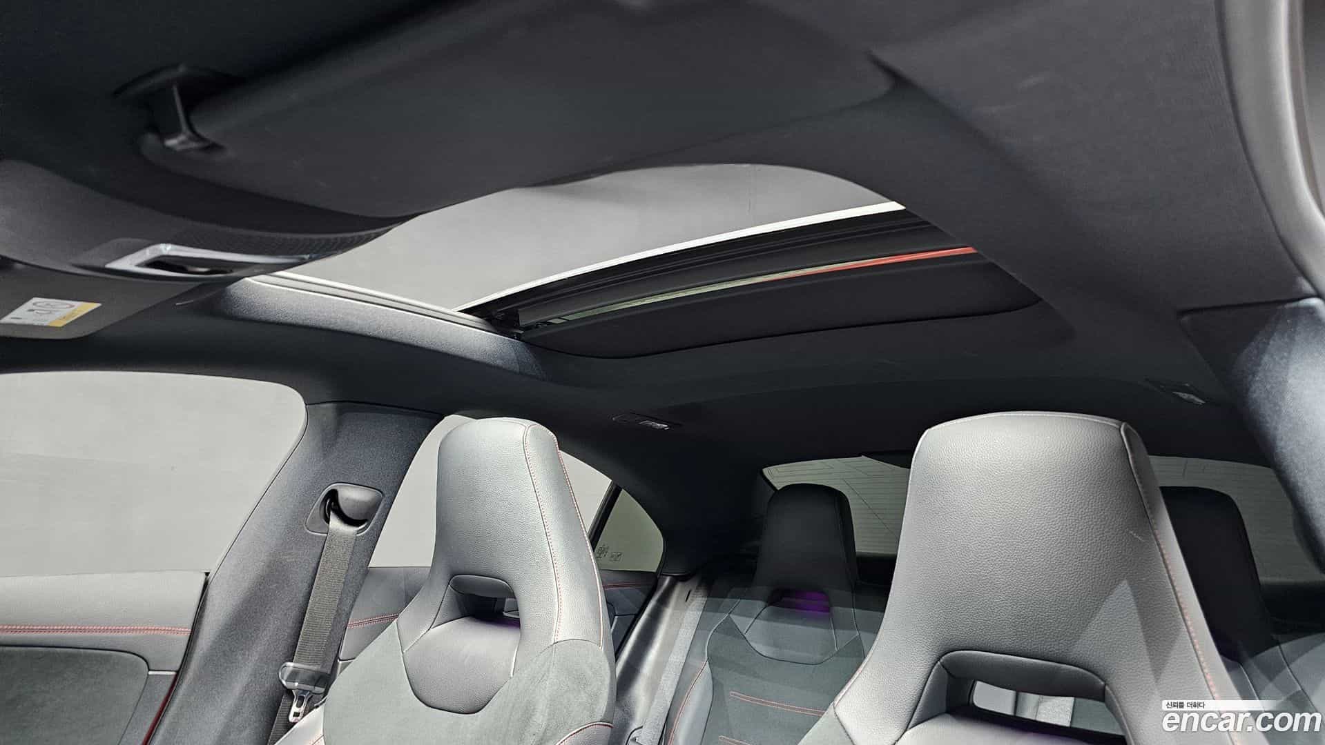 CLA-Class Mercedes-Benz 2021.0-OPTION-043