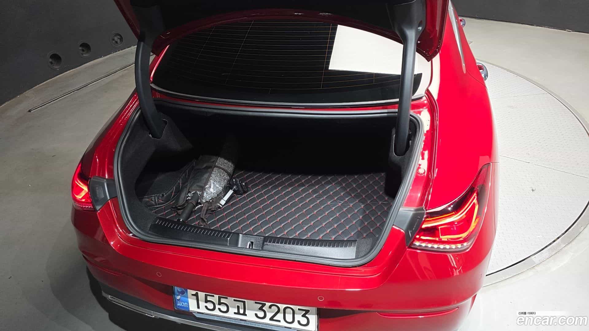 CLA-Class Mercedes-Benz 2021.0-OPTION-044