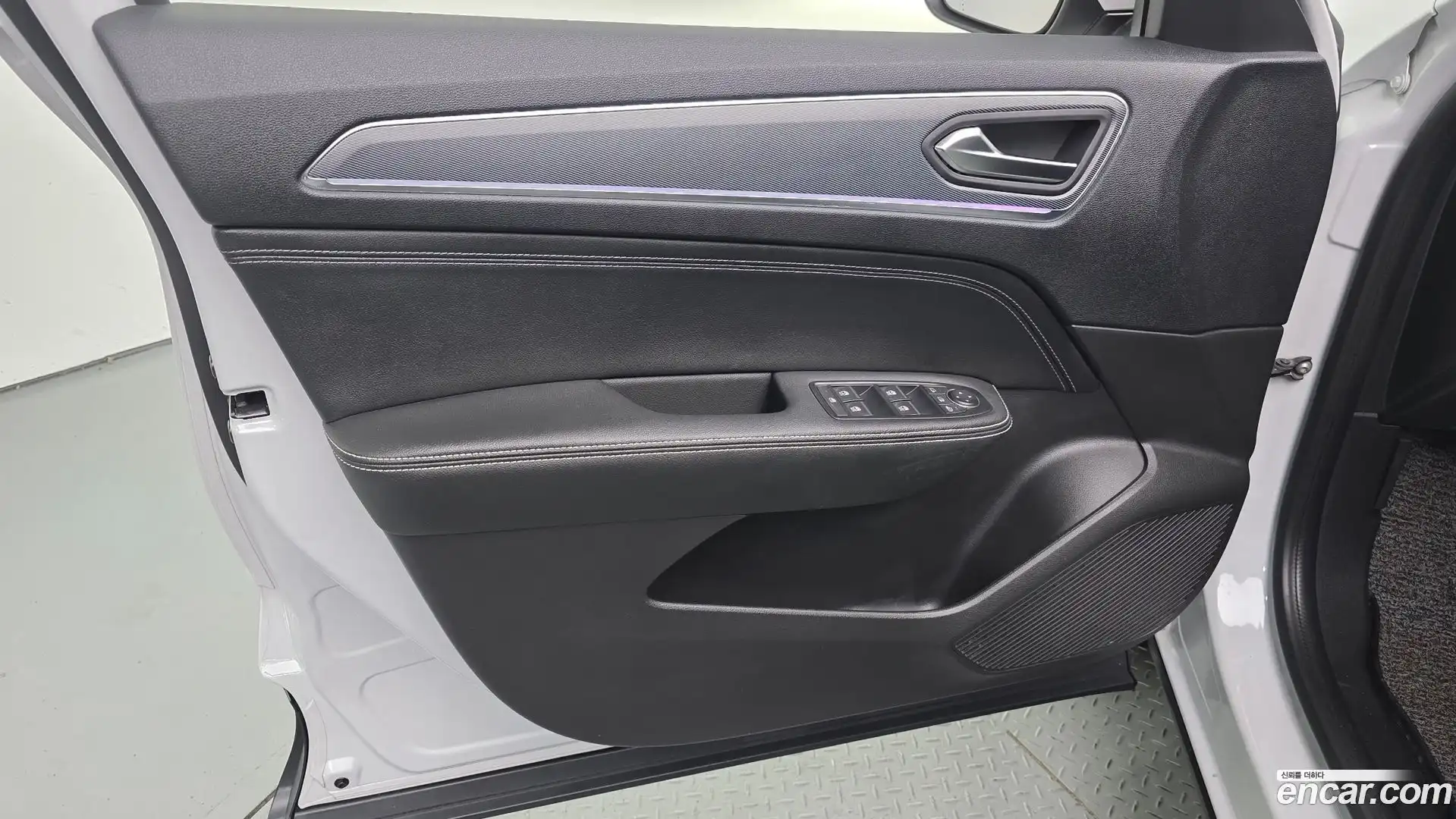 XM3 Renault Korea 2020.4-INNER-034