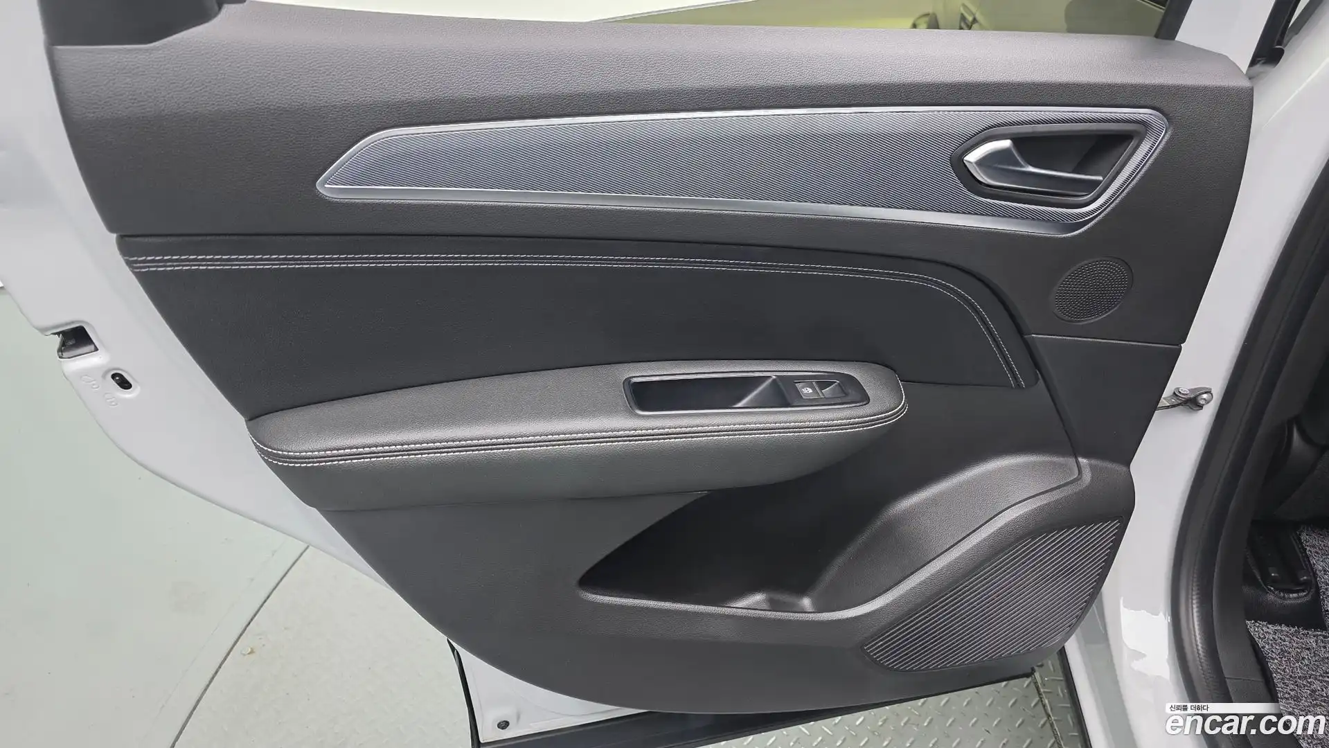 XM3 Renault Korea 2020.4-INNER-035