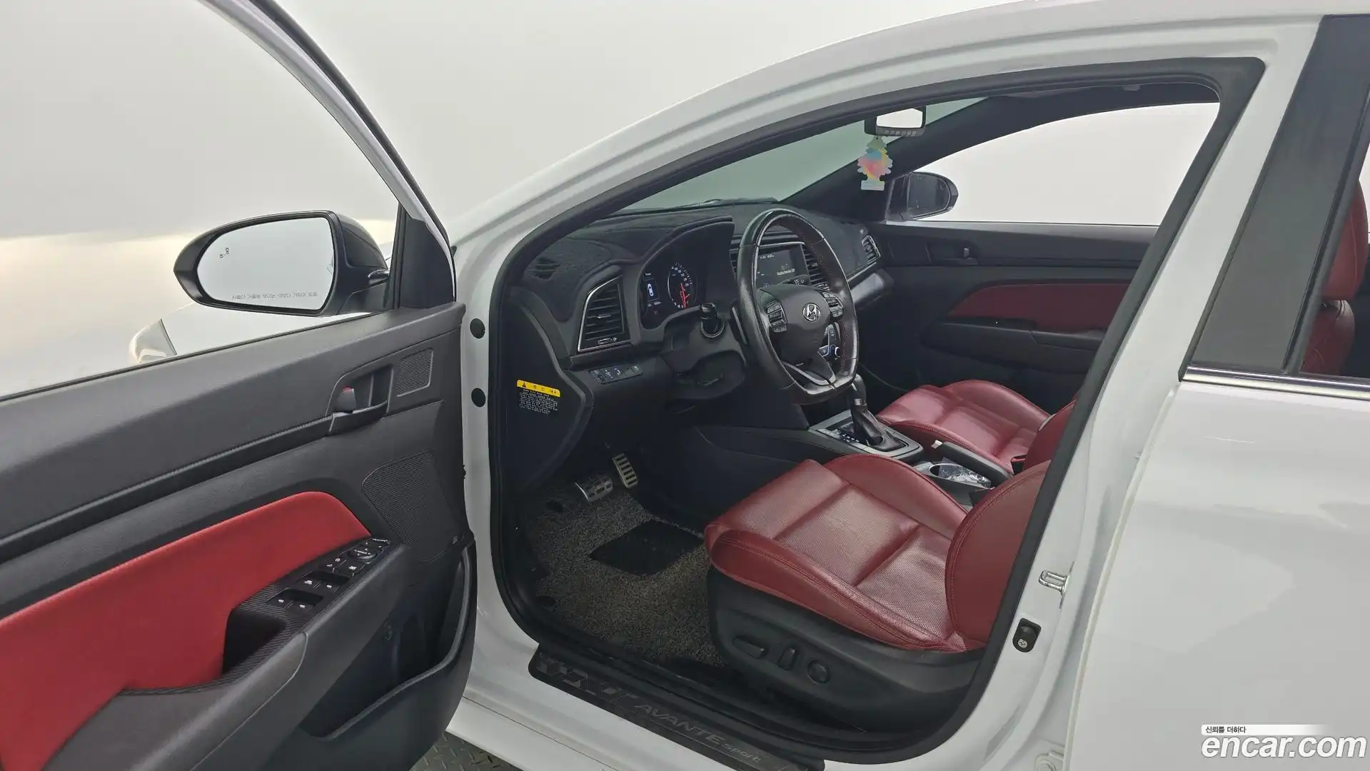AVANTE Hyundai 2016.11-INNER-010