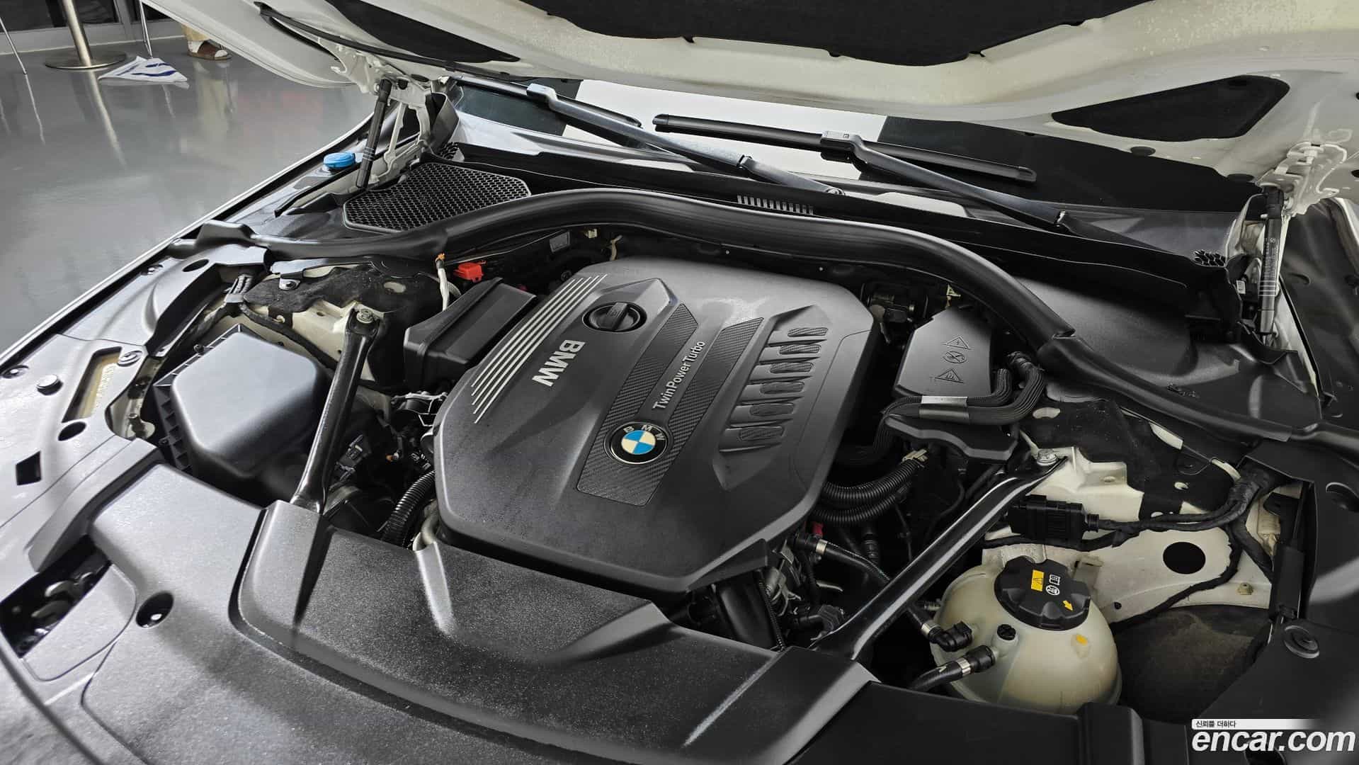 7-Series BMW 2016.7-OUTER-006