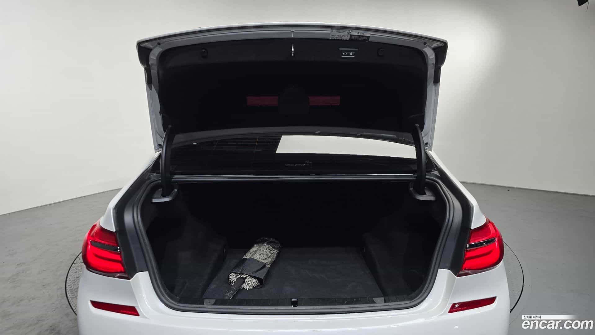 7-Series BMW 2016.7-OPTION-023