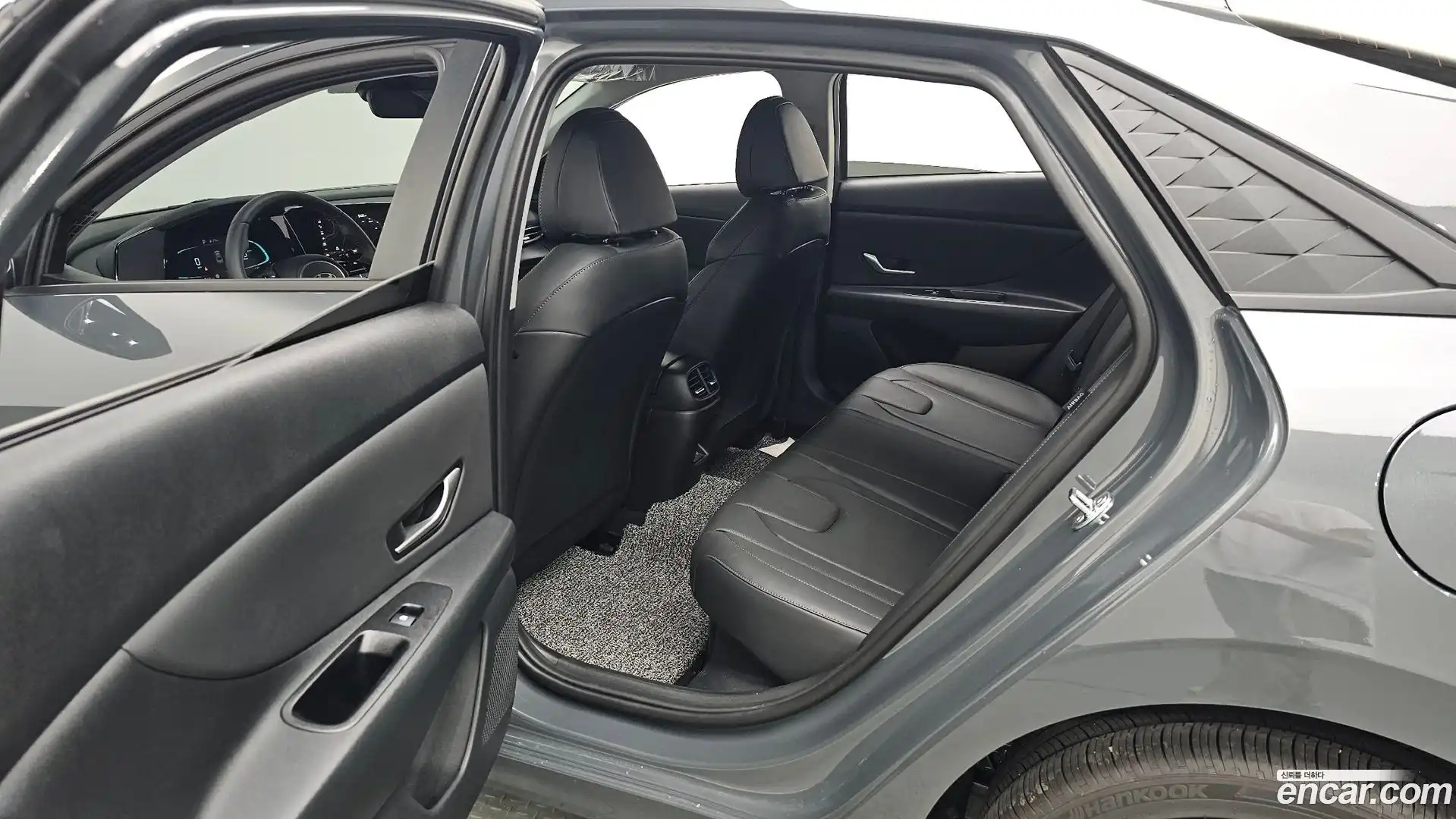 AVANTE Hyundai 2026.3-INNER-036