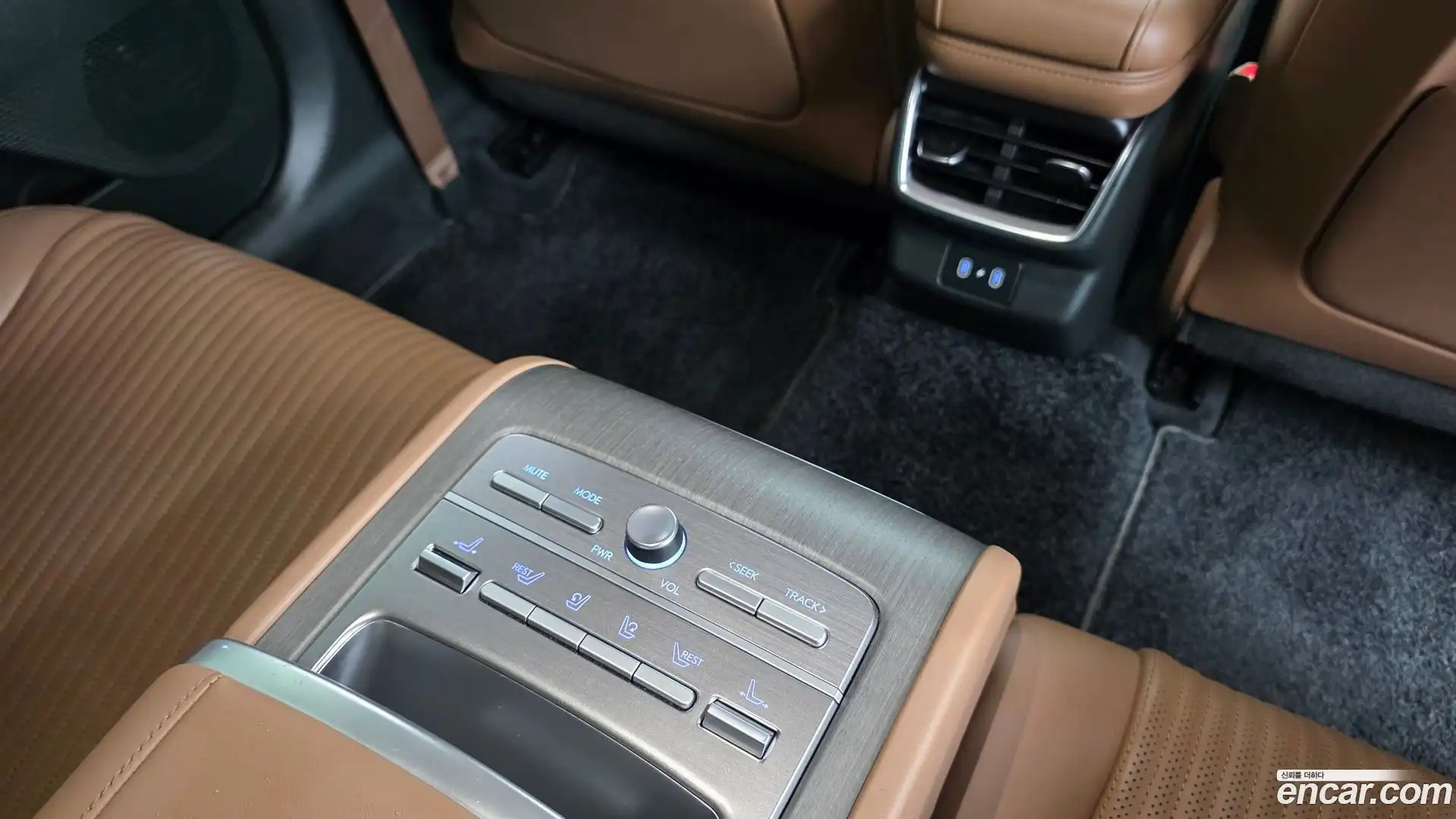 Grandeur Hyundai 2023.0-OPTION-023