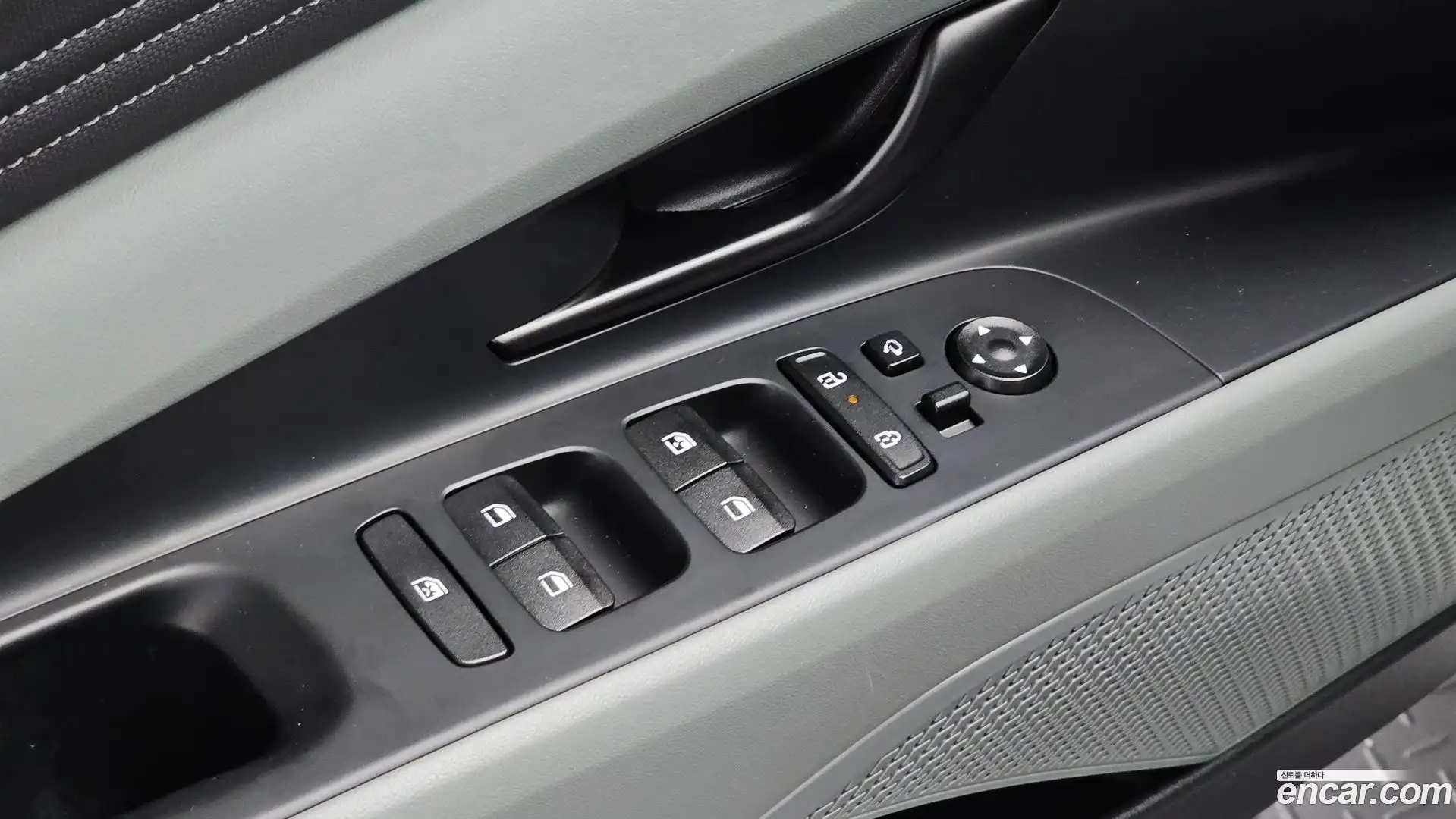 AVANTE Hyundai 2023.7-OPTION-023
