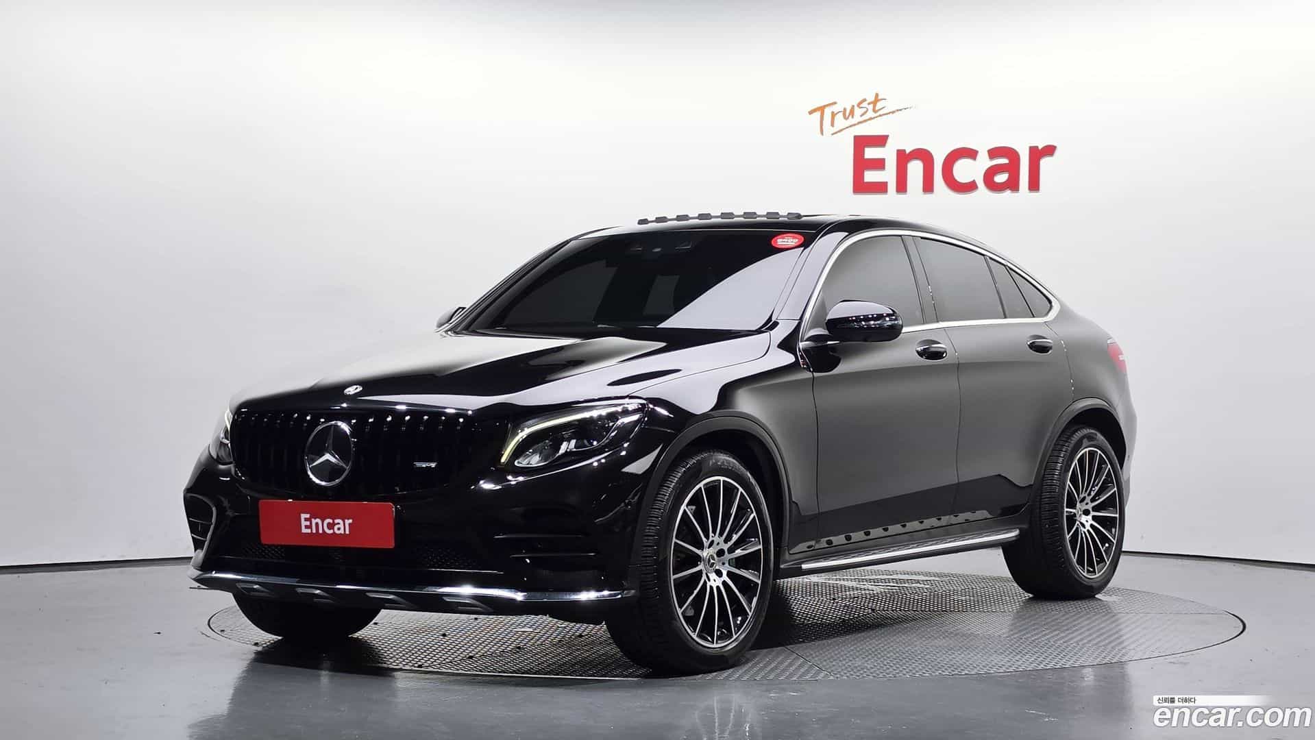 GLC-Class Mercedes-Benz 2017.4-OUTER-001