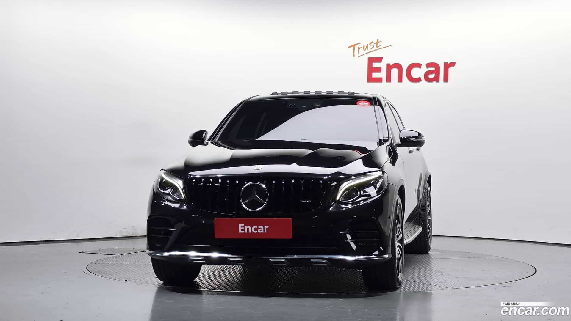 GLC-Class Mercedes-Benz 2017.4-OUTER-003
