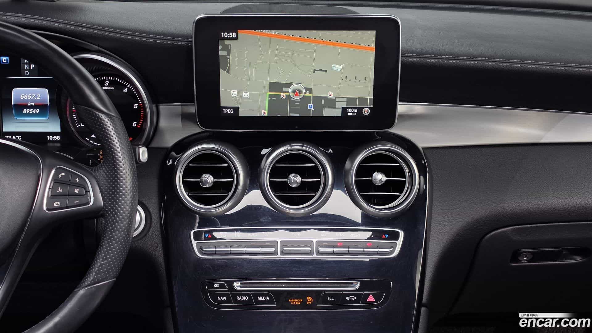 GLC-Class Mercedes-Benz 2017.4-OPTION-017