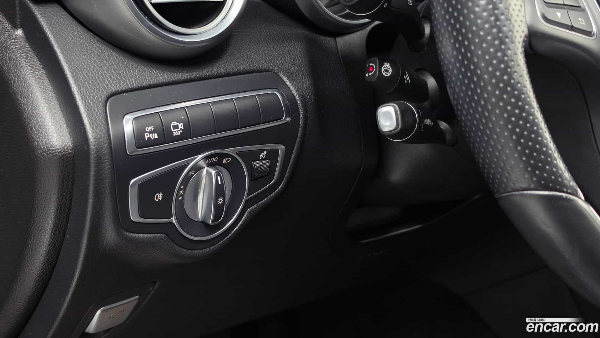 GLC-Class Mercedes-Benz 2017.4-OPTION-019