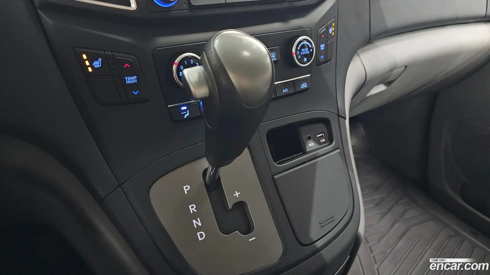 Starex Hyundai 2019.7-INNER-009