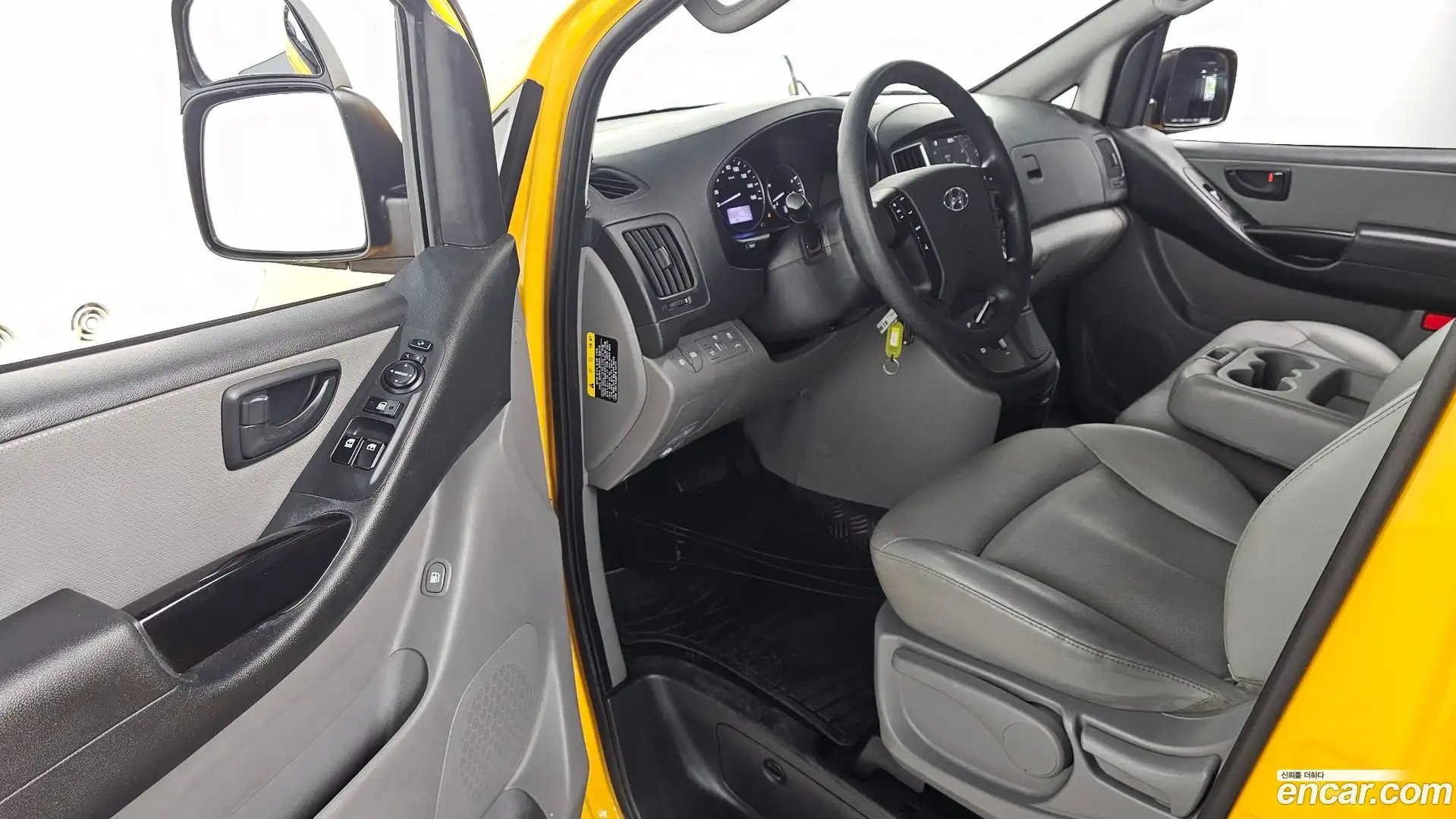 Starex Hyundai 2019.7-INNER-010