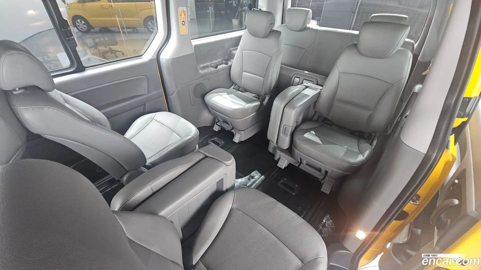 Starex Hyundai 2019.7-OPTION-016