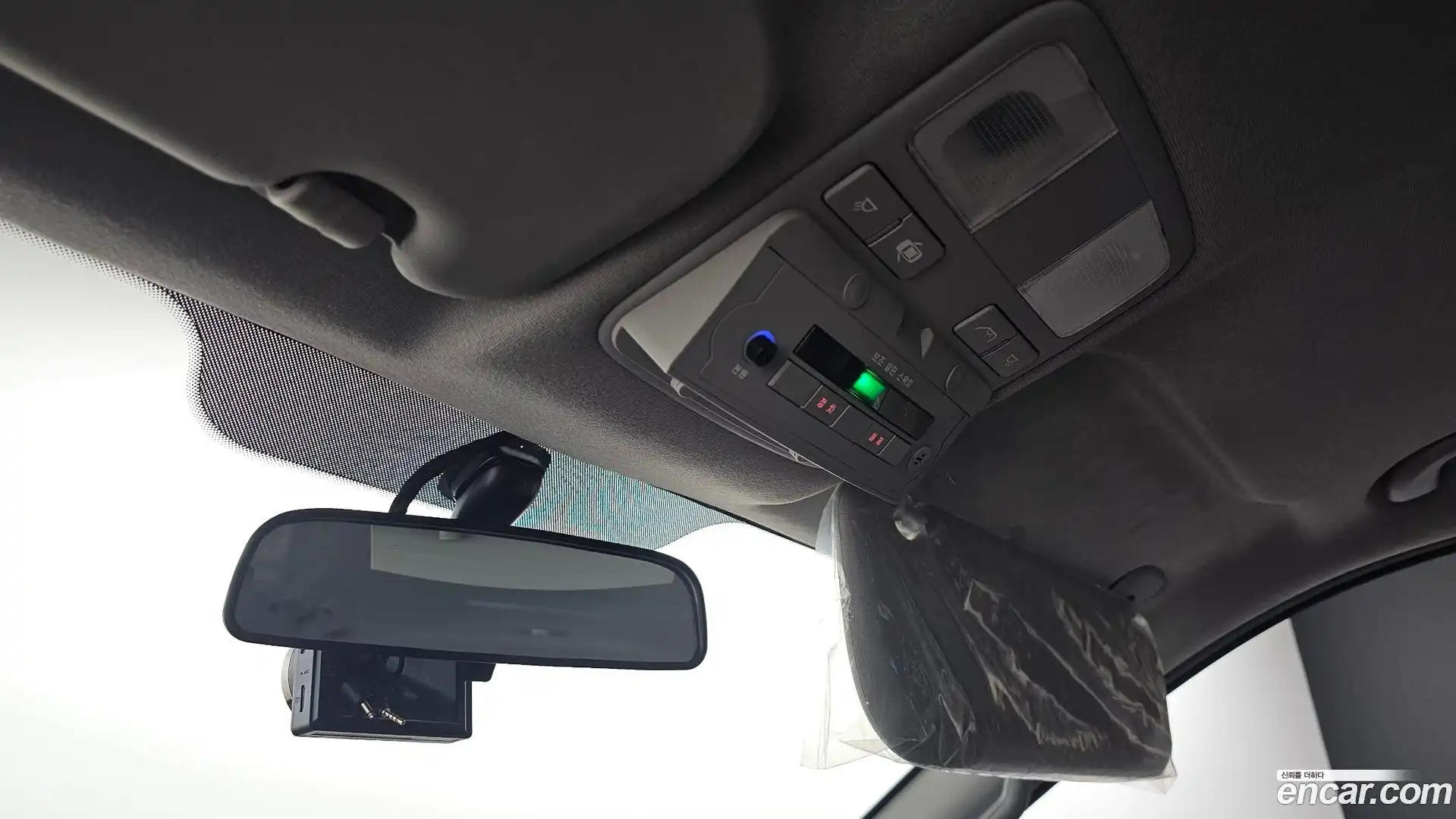 Starex Hyundai 2019.7-OPTION-024