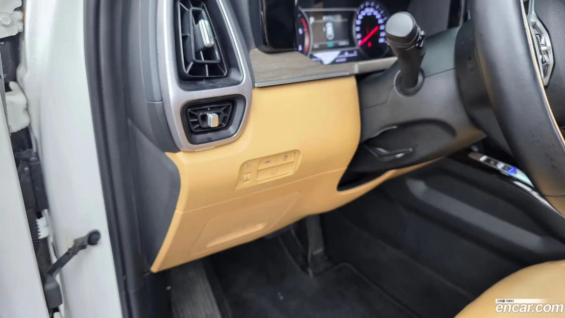 Sorento Kia 2020.4-OPTION-021