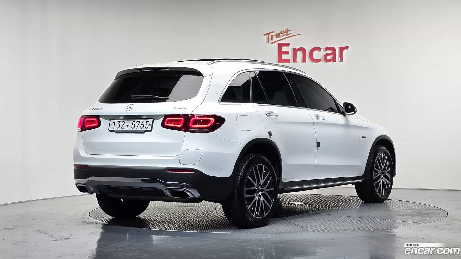 GLC-Class Mercedes-Benz 2021.11-OUTER-002